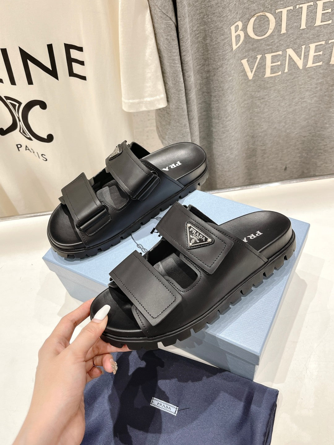 PRA STRAP SANDALS BLACK CALFSKIN - 35