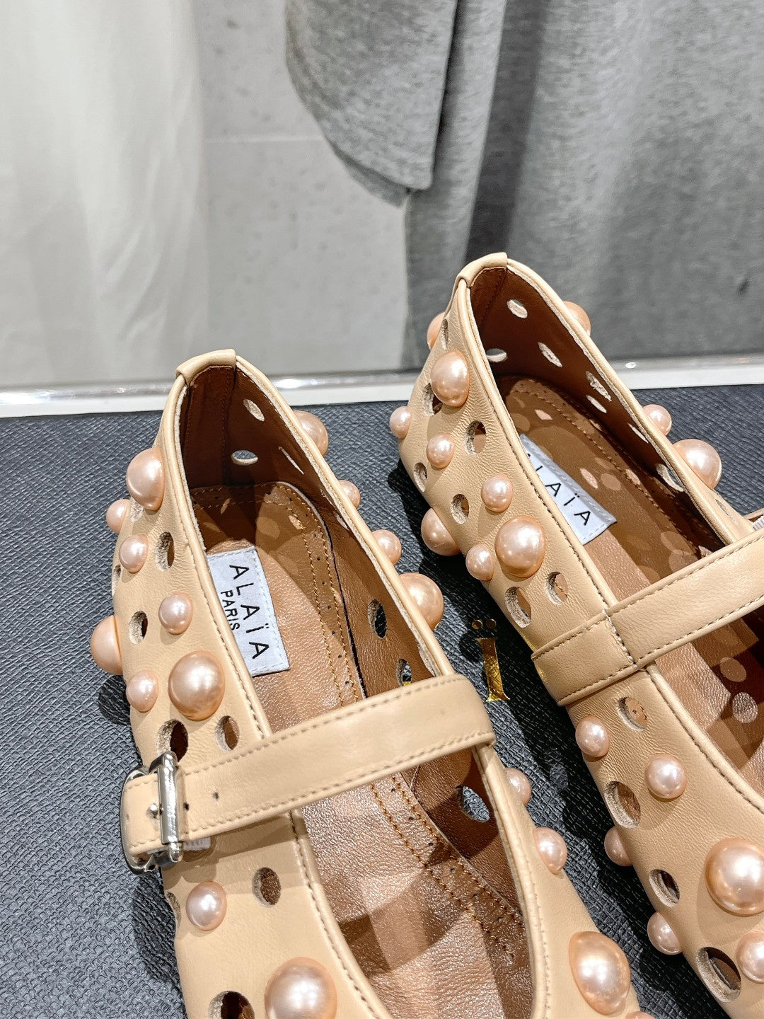 ALAIA PEARL MARY JANE SHOES IN BISQUE BEIGE LAMBSKIN - 35