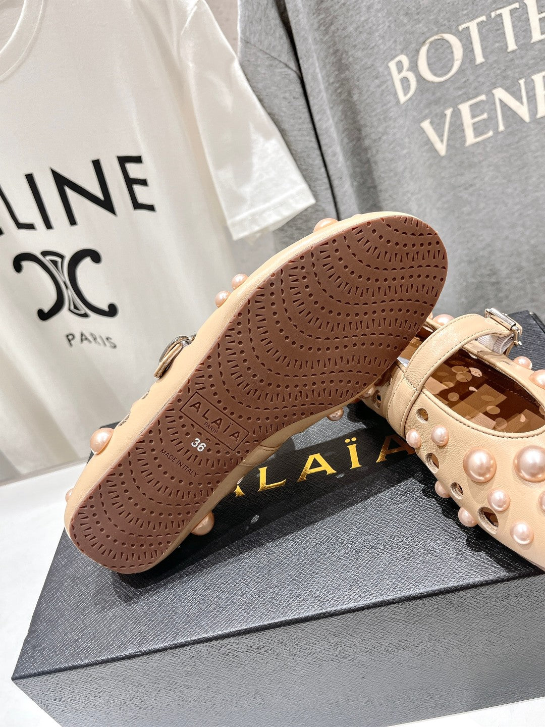 ALAIA PEARL MARY JANE SHOES IN BISQUE BEIGE LAMBSKIN - 35