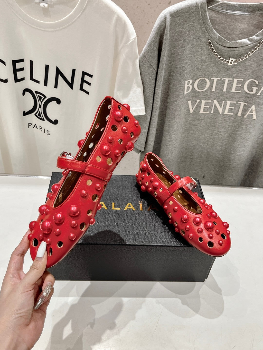 ALAIA PEARL MARY JANE SHOES IN ROSE RED LAMBSKIN - 35