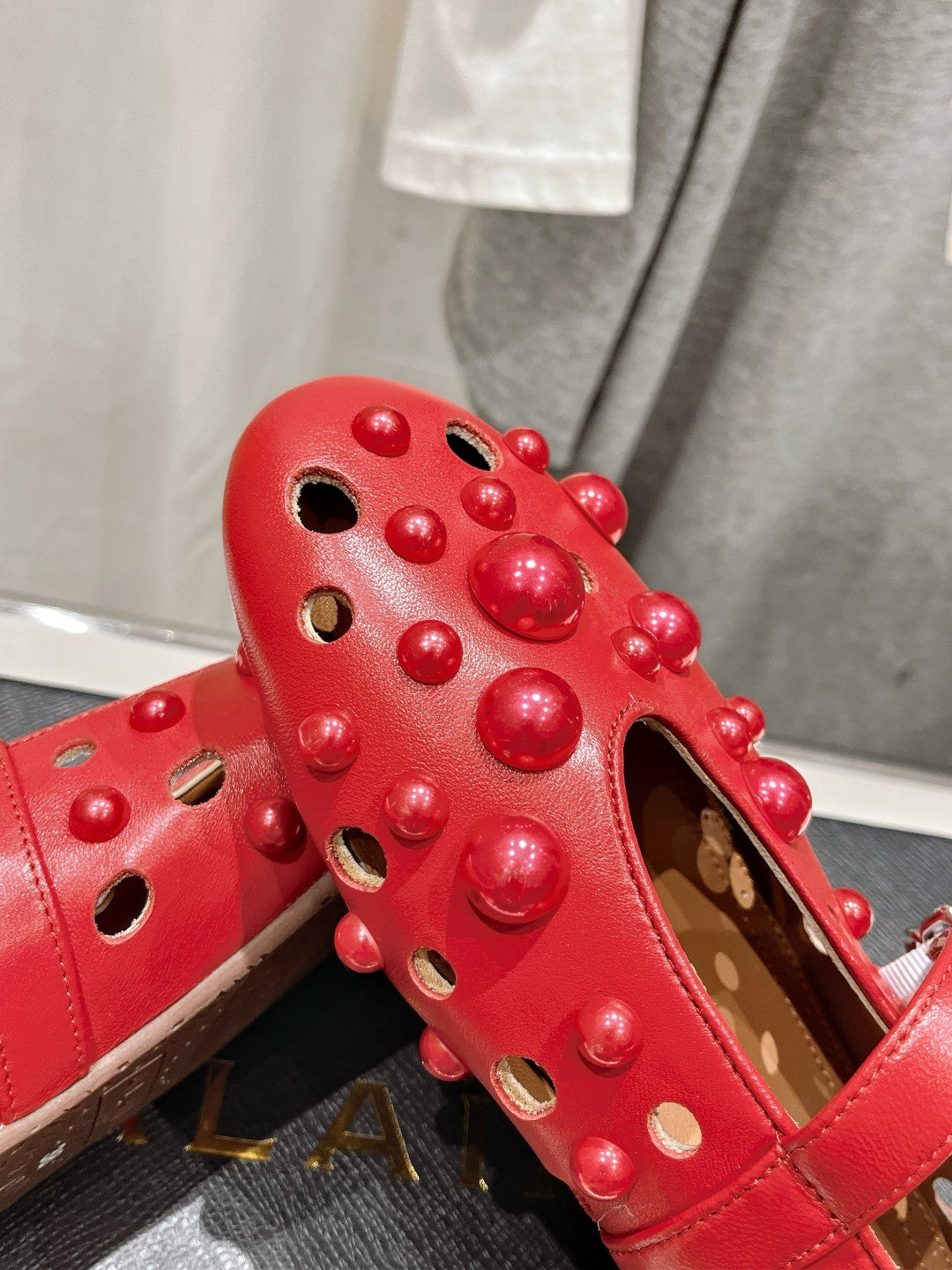 ALAIA PEARL MARY JANE SHOES IN ROSE RED LAMBSKIN - 35