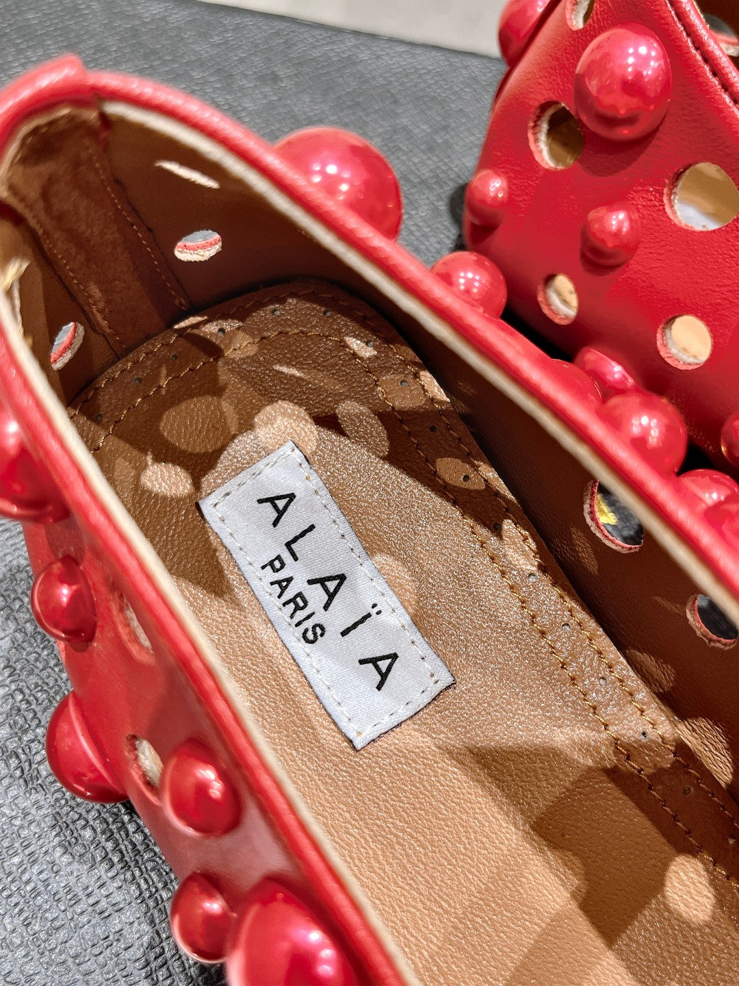 ALAIA PEARL MARY JANE SHOES IN ROSE RED LAMBSKIN - 35