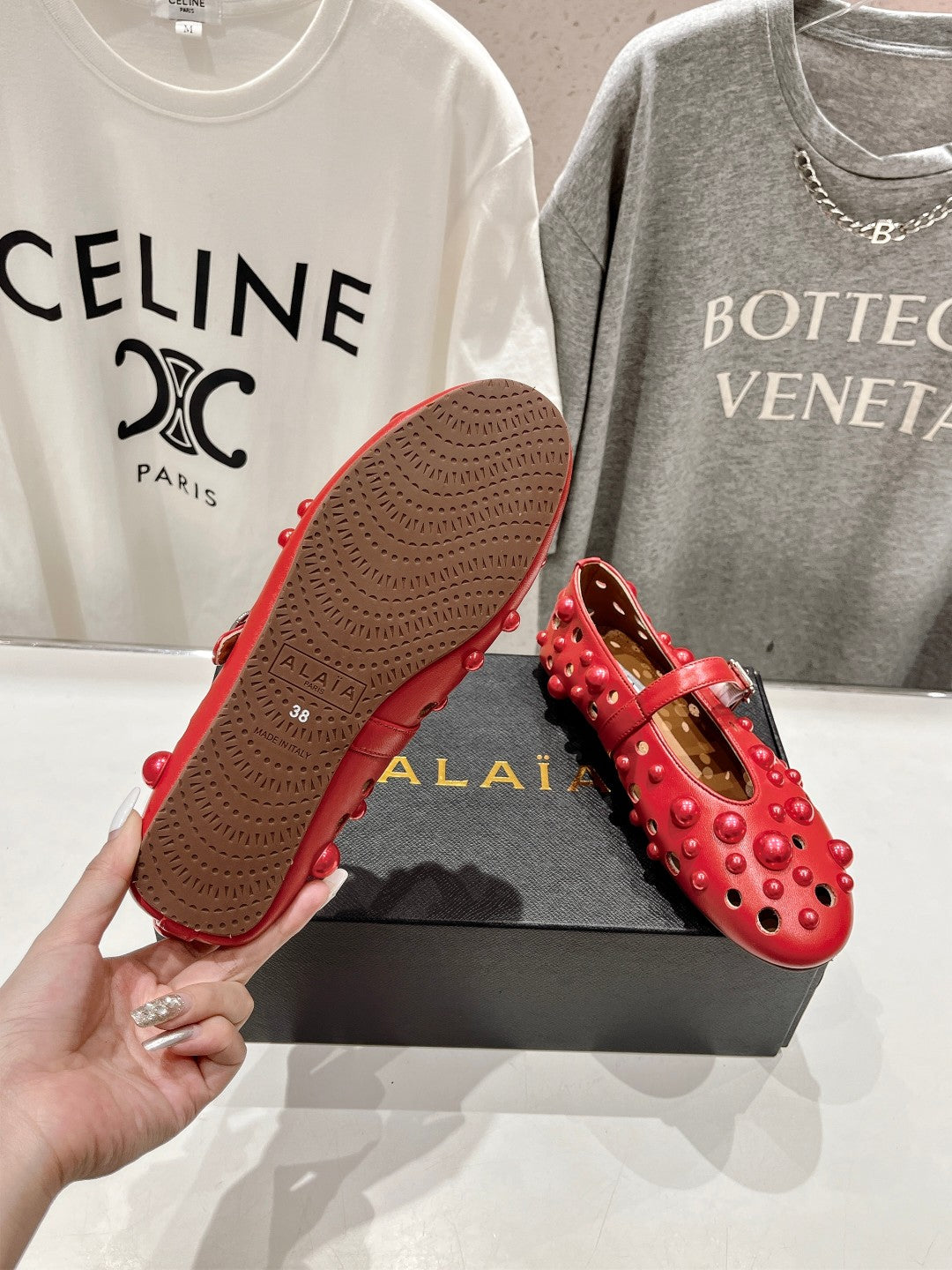 ALAIA PEARL MARY JANE SHOES IN ROSE RED LAMBSKIN - 35