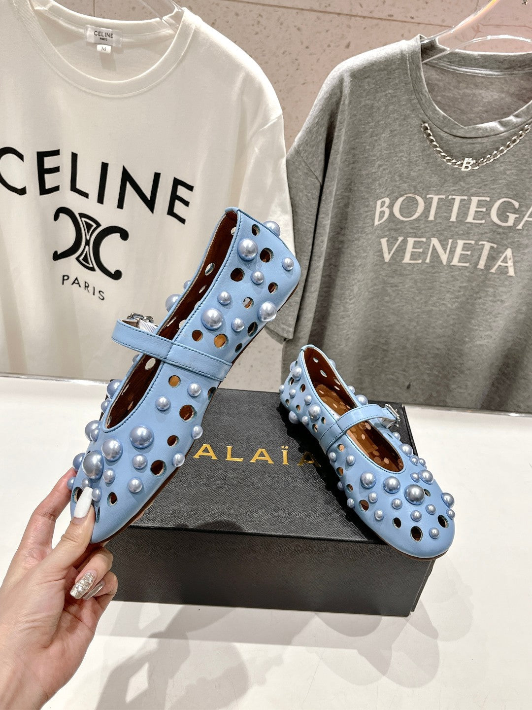 ALAIA PEARL MARY JANE SHOES IN LIGHT BLUE LAMBSKIN - 35