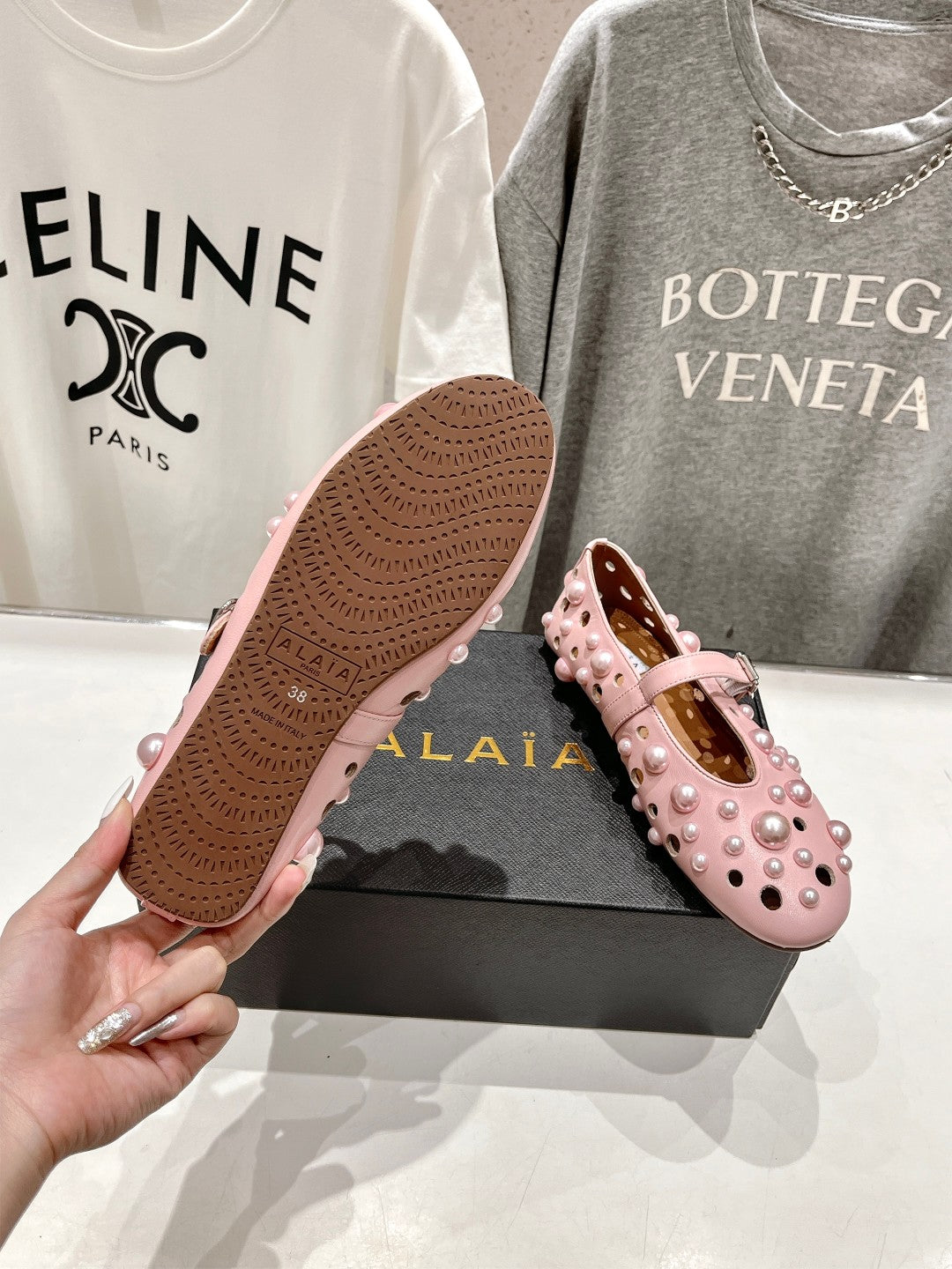 ALAIA PEARL MARY JANE SHOES IN LIGHT PINK LAMBSKIN - 35
