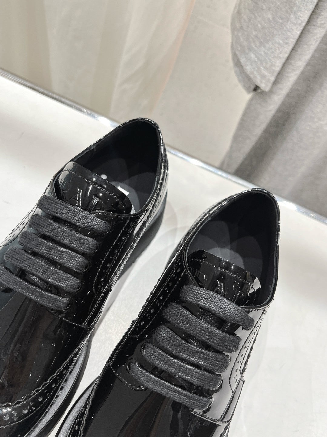 PRA BRUSHED LEATHER DERBY SHOES GLOSSY BLACK - 35