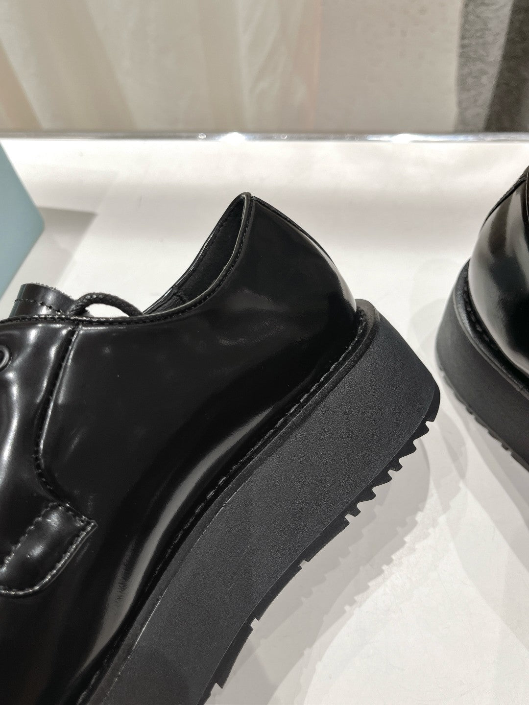 PRA BRUSHED LEATHER LOAFERS JET-BLACK - 35