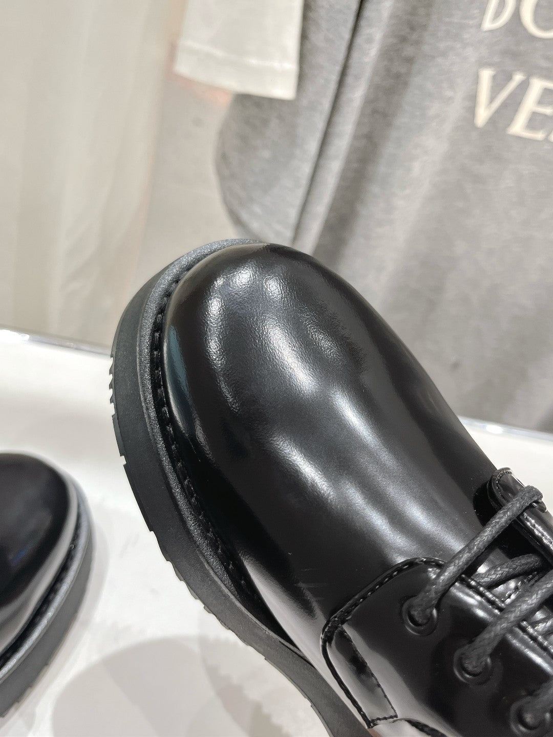 PRA BRUSHED LEATHER LOAFERS JET-BLACK - 35