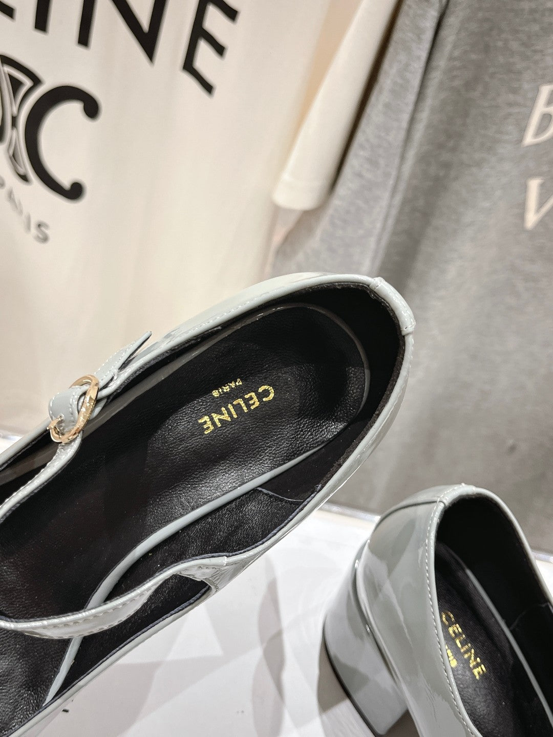 MEDIUM - HEEL MARY JANE SHOES IN SMOKE GREY GLOSSY CALFSKIN - 35