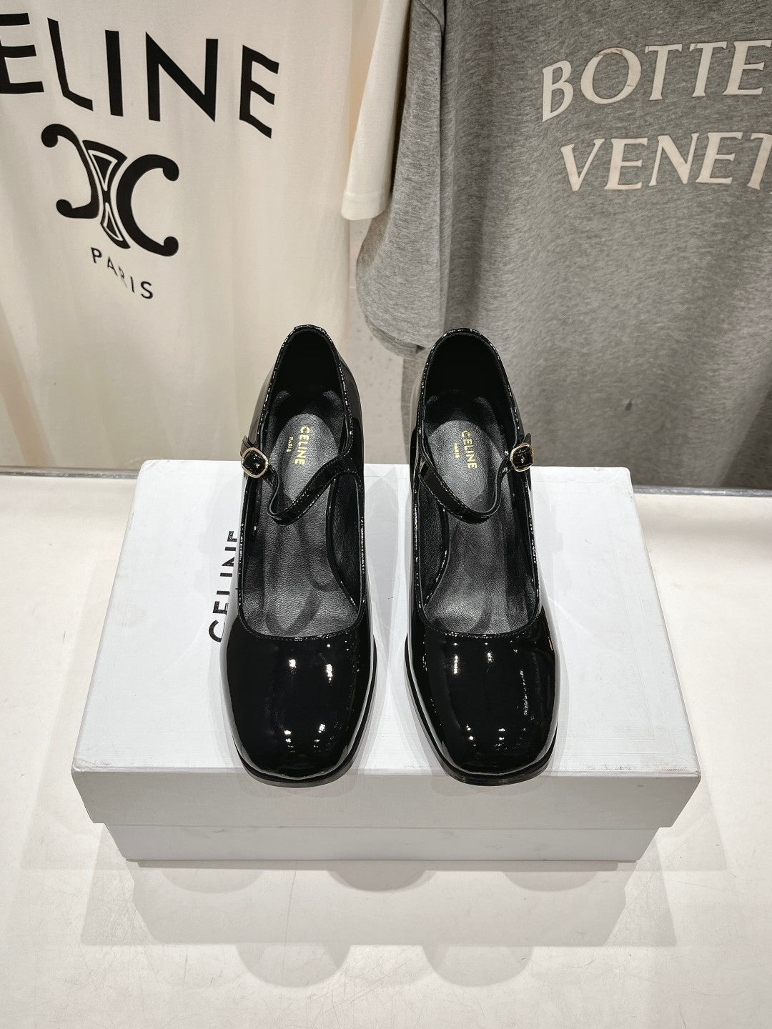 MEDIUM - HEEL MARY JANE SHOES IN BLACK GLOSSY CALFSKIN - 35