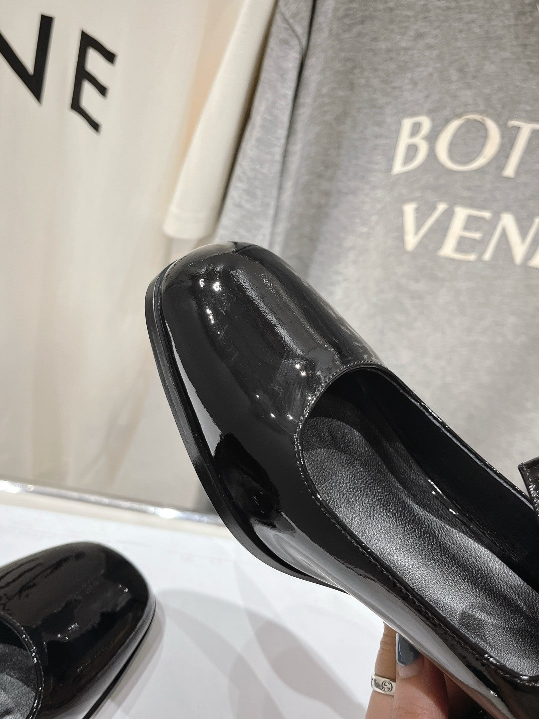 MEDIUM - HEEL MARY JANE SHOES IN BLACK GLOSSY CALFSKIN - 35