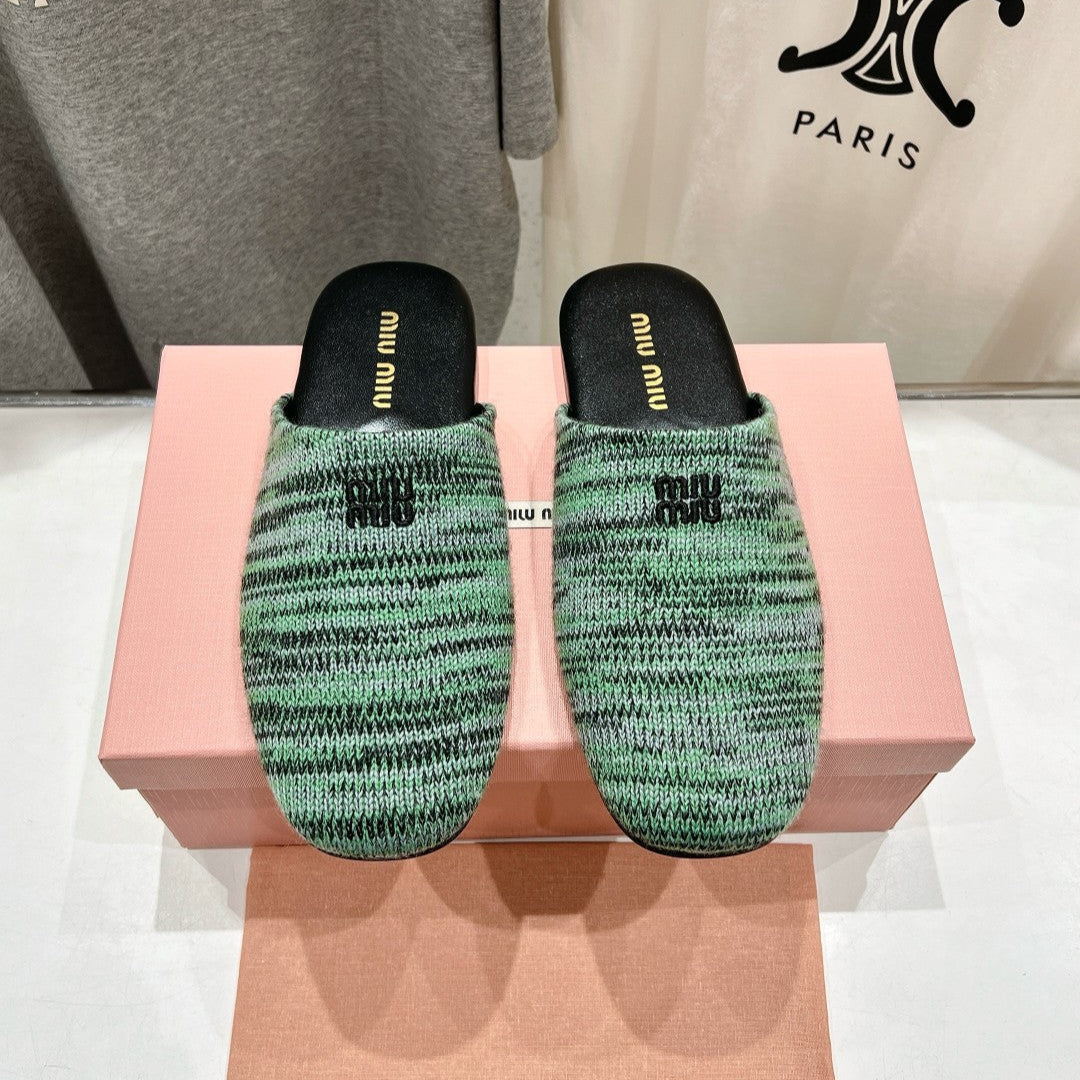 KNITTED MULES IN LIGHT GREEN MIX BLACK WOOL - 35