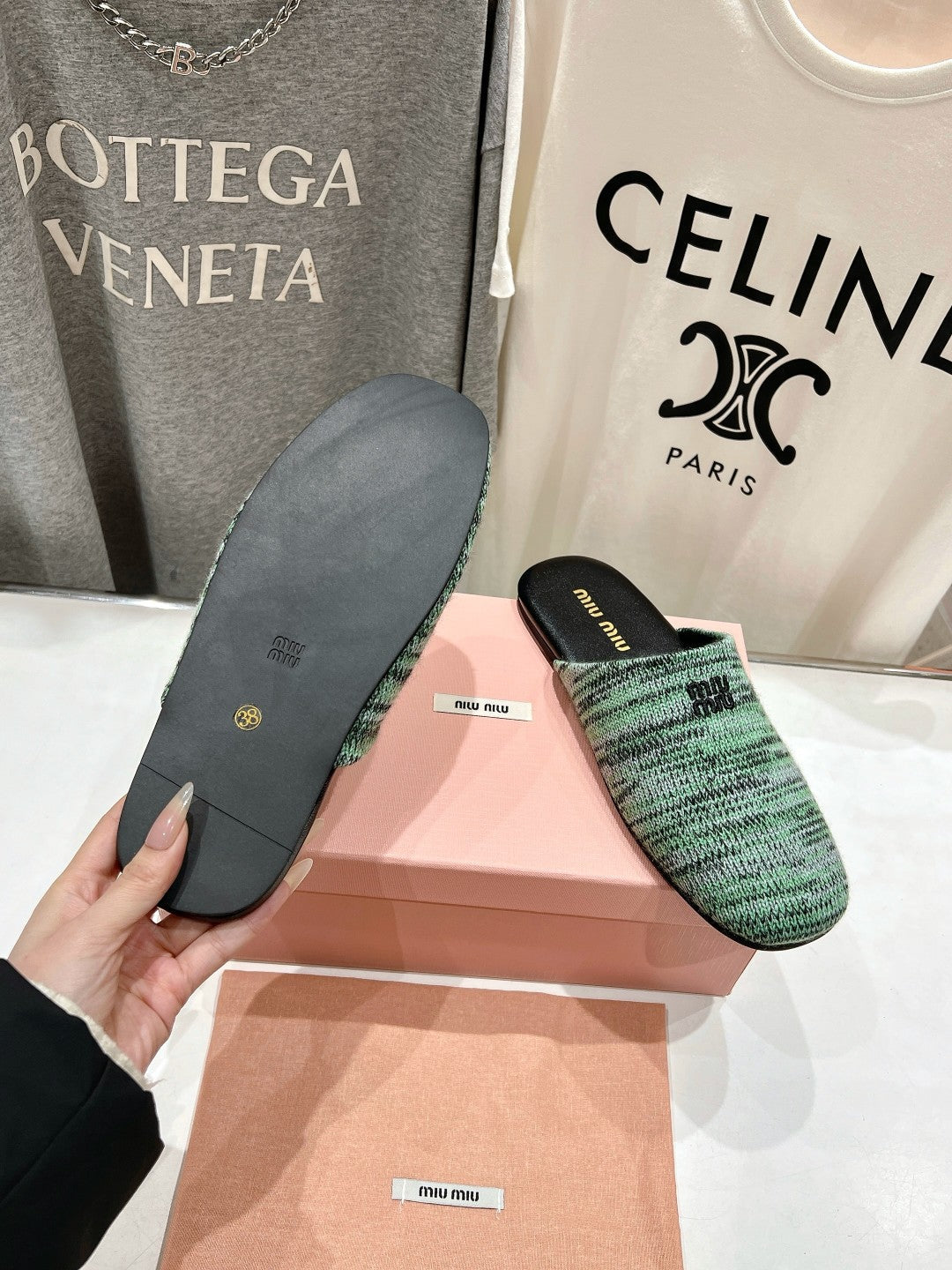 KNITTED MULES IN LIGHT GREEN MIX BLACK WOOL - 35