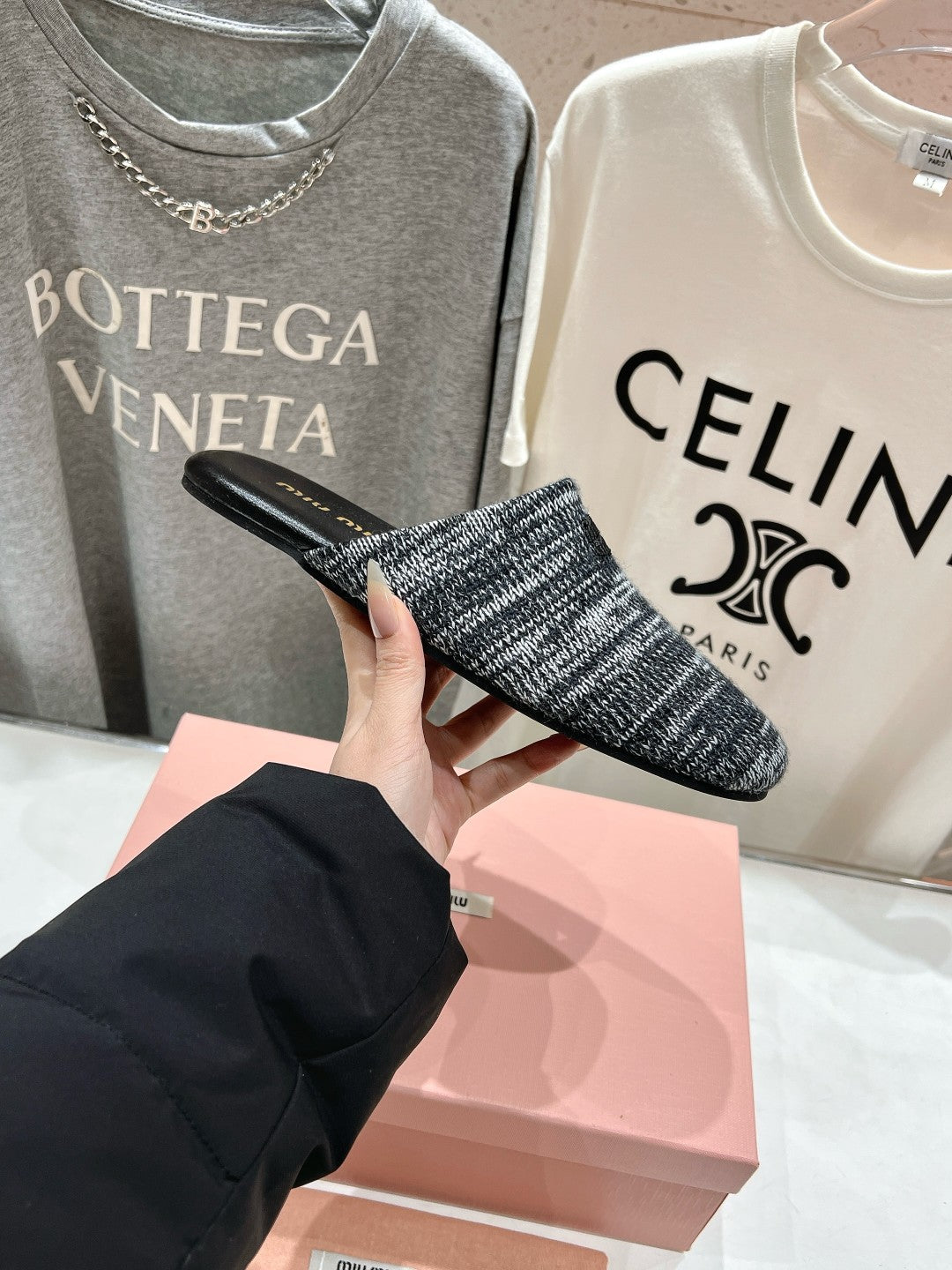 KNITTED MULES IN BLACK MIX WHITE WOOL - 35