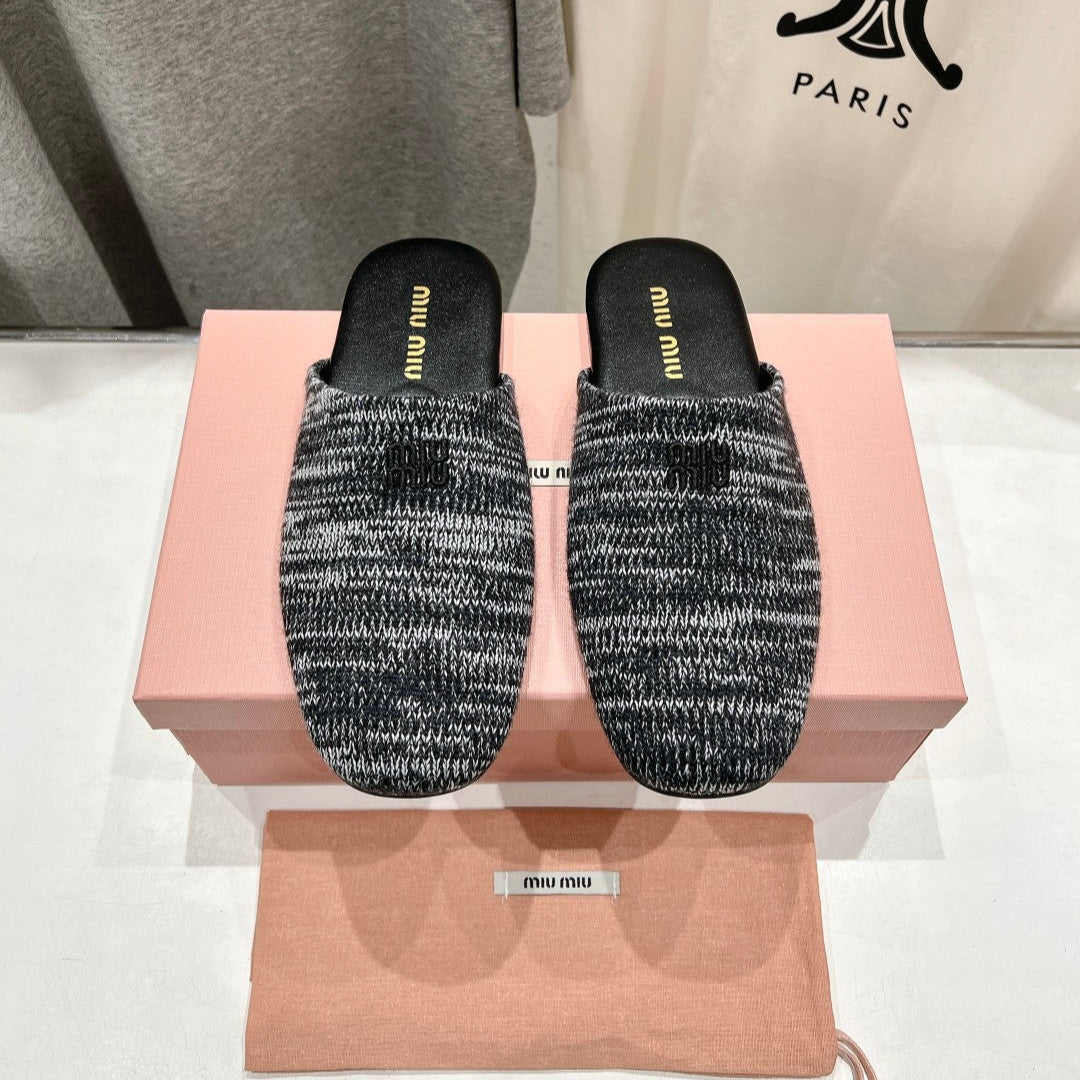 KNITTED MULES IN BLACK MIX WHITE WOOL - 35