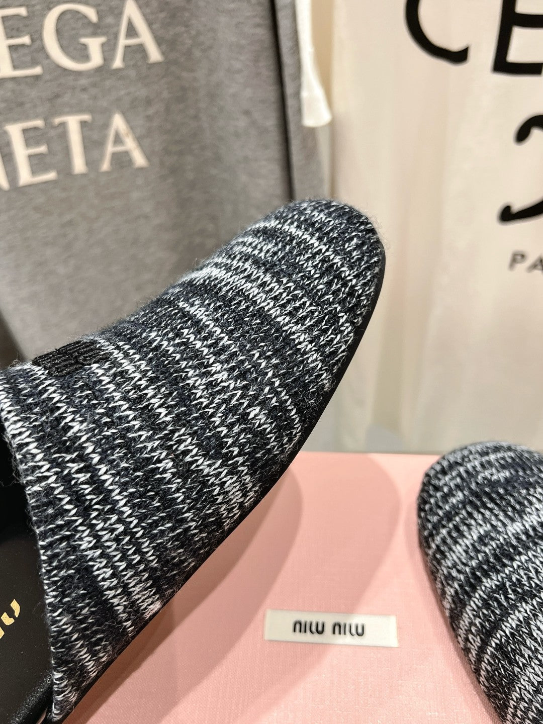 KNITTED MULES IN BLACK MIX WHITE WOOL - 35