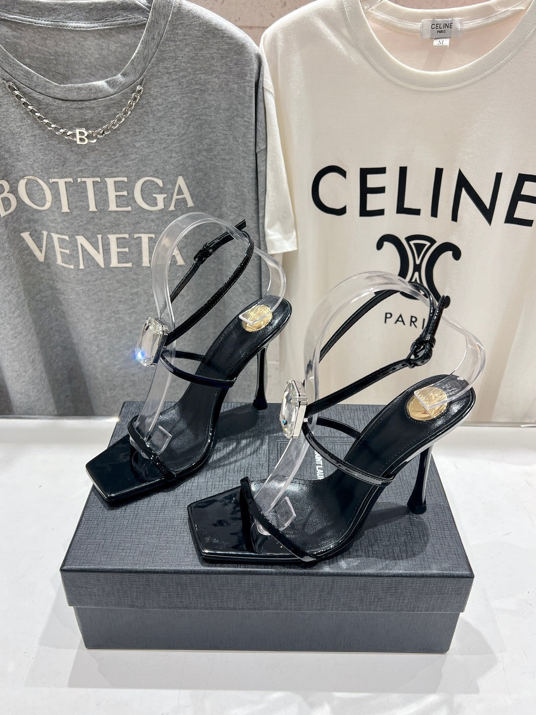 HIGH HEEL SANDALS IN BLACK GLOSSY CALFSKIN WTH STRAPS ATTACHED GEM - 35