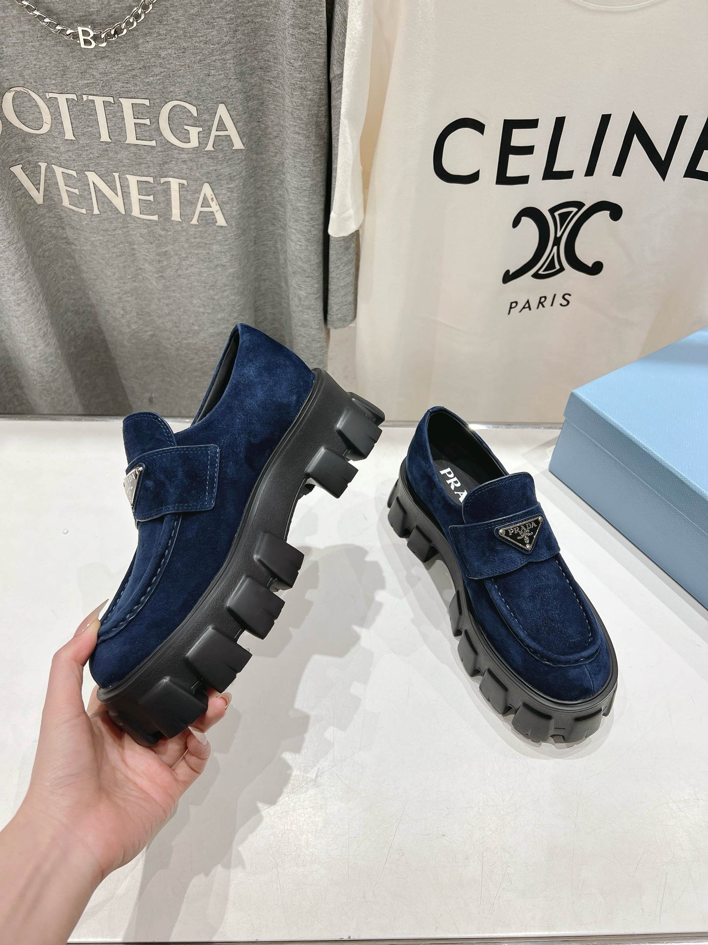 MONOLITH LOAFERS IN NAVY BLUE SUEDE - 35