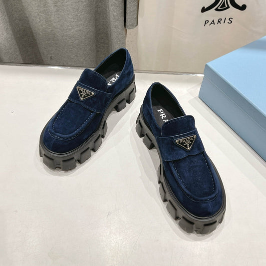 MONOLITH LOAFERS IN NAVY BLUE SUEDE - 35