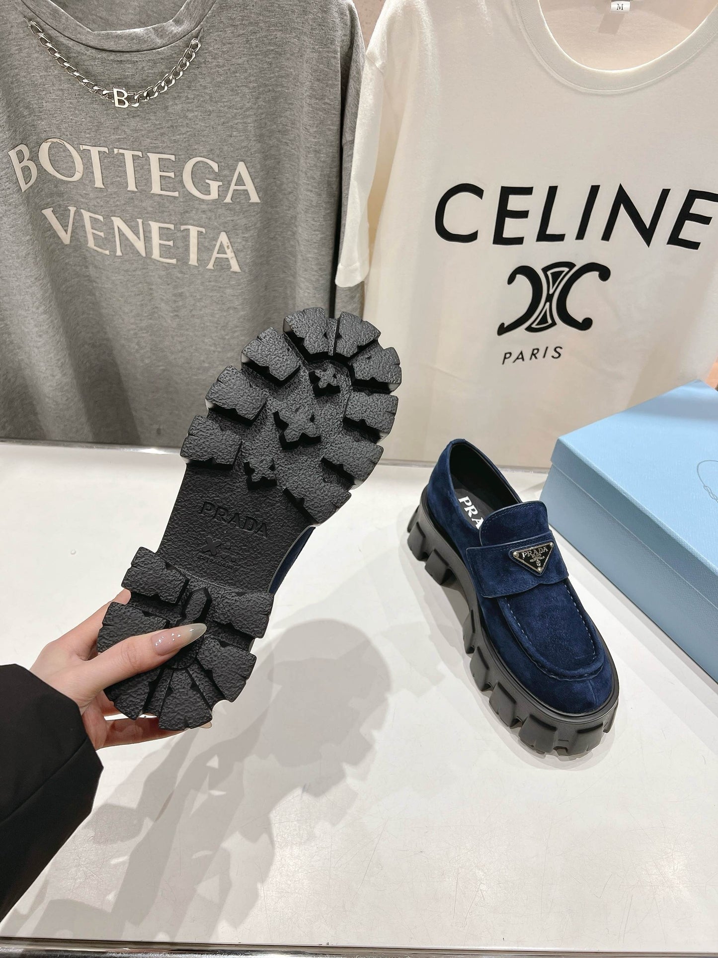 MONOLITH LOAFERS IN NAVY BLUE SUEDE - 35