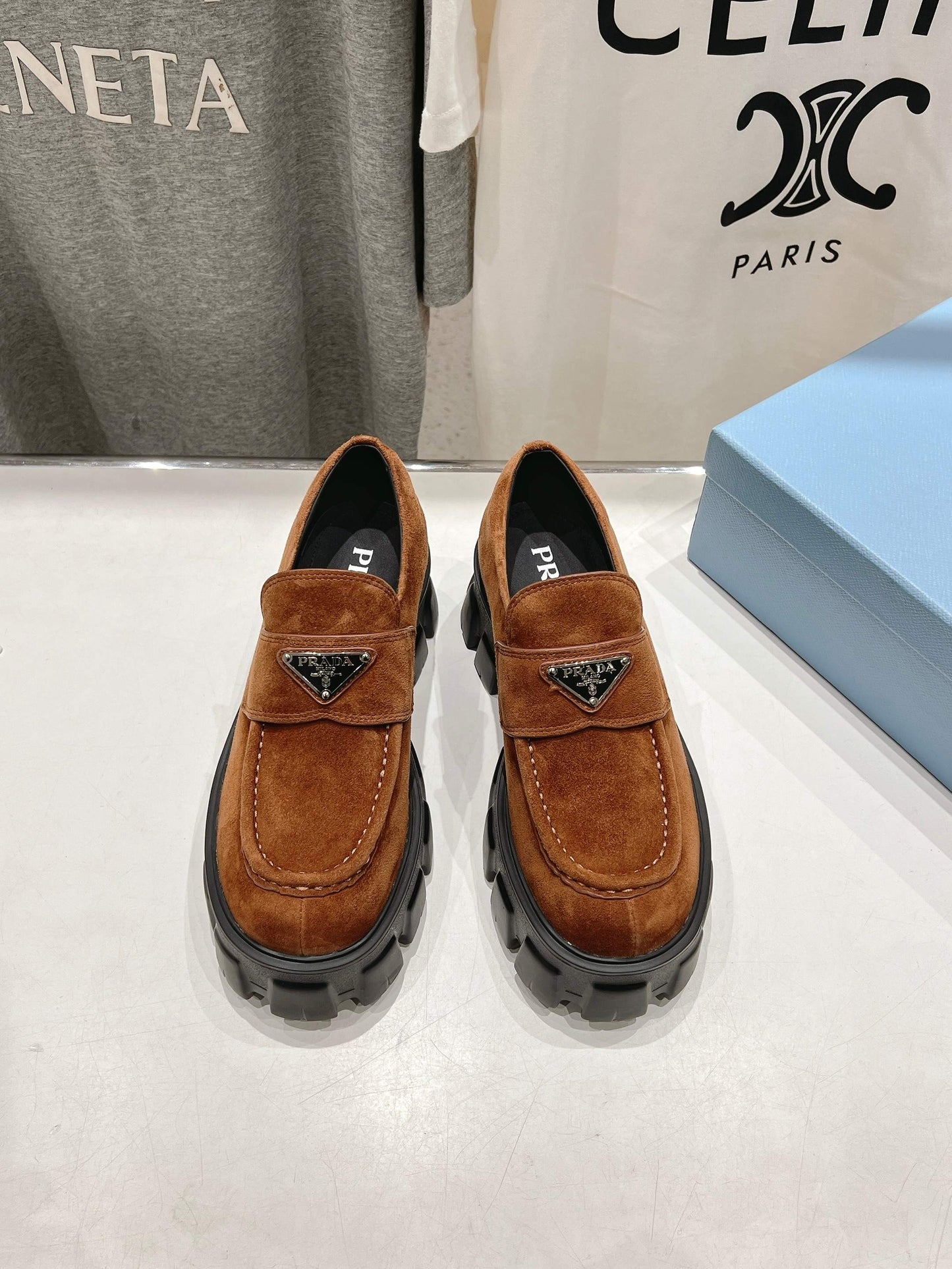 MONOLITH LOAFERS IN RED BROWN SUEDE - 35