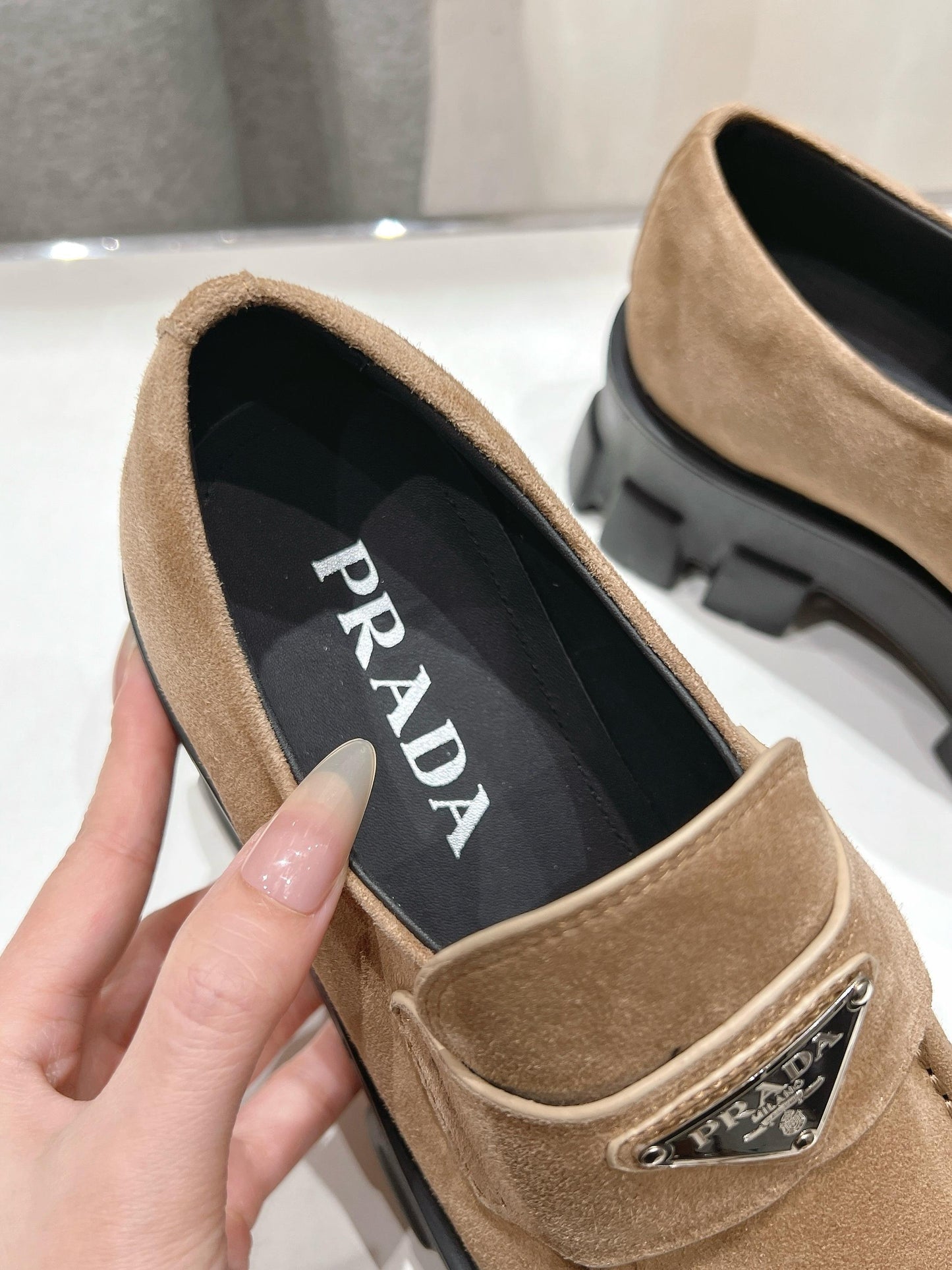 MONOLITH LOAFERS IN CAMEL BEIGE SUEDE - 35