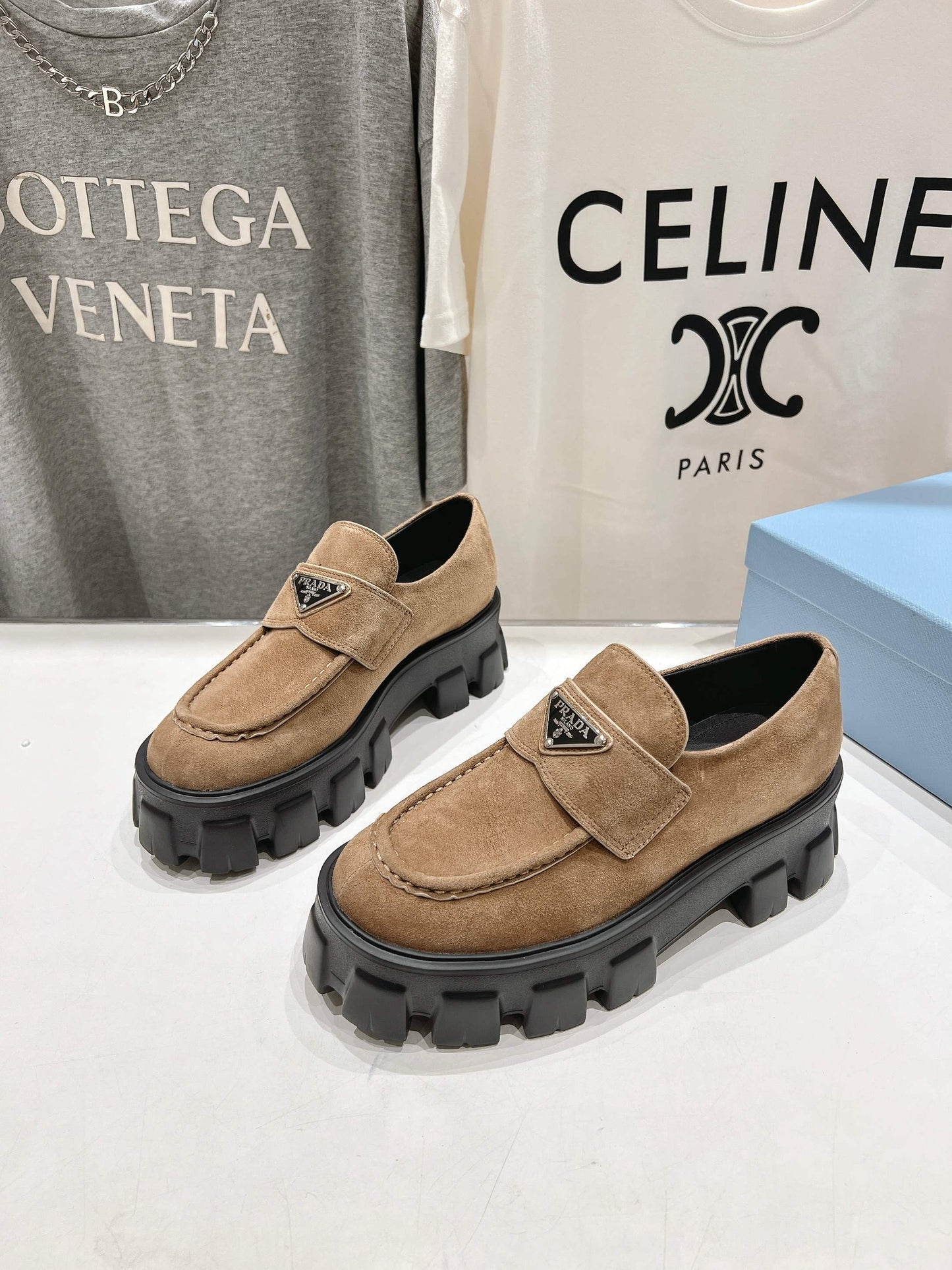 MONOLITH LOAFERS IN CAMEL BEIGE SUEDE - 35