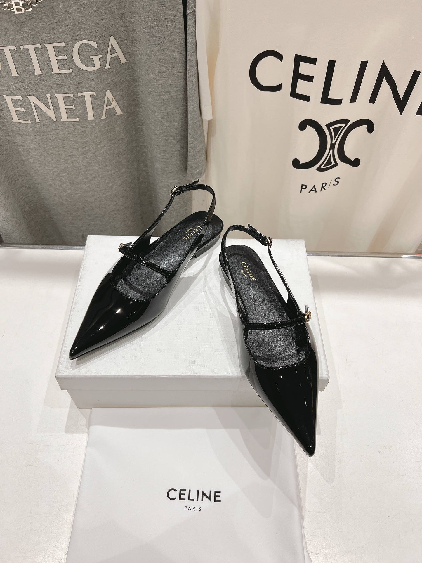 JUDY FLAT SLINGBACK IN BLACK PATENT CALFSKIN - 34