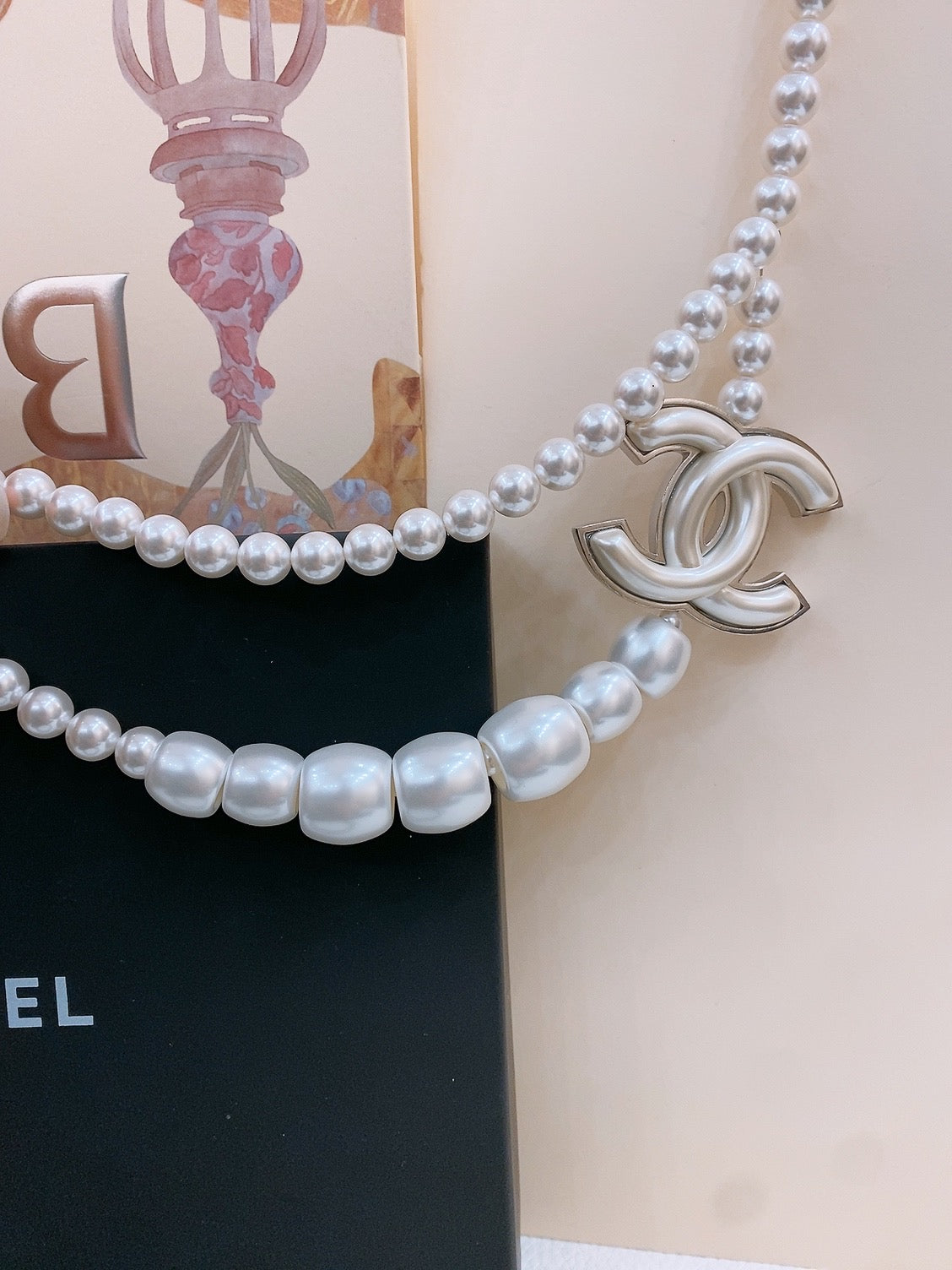 CHAIN BELT IN PEARL AND SILVER METAL - 30