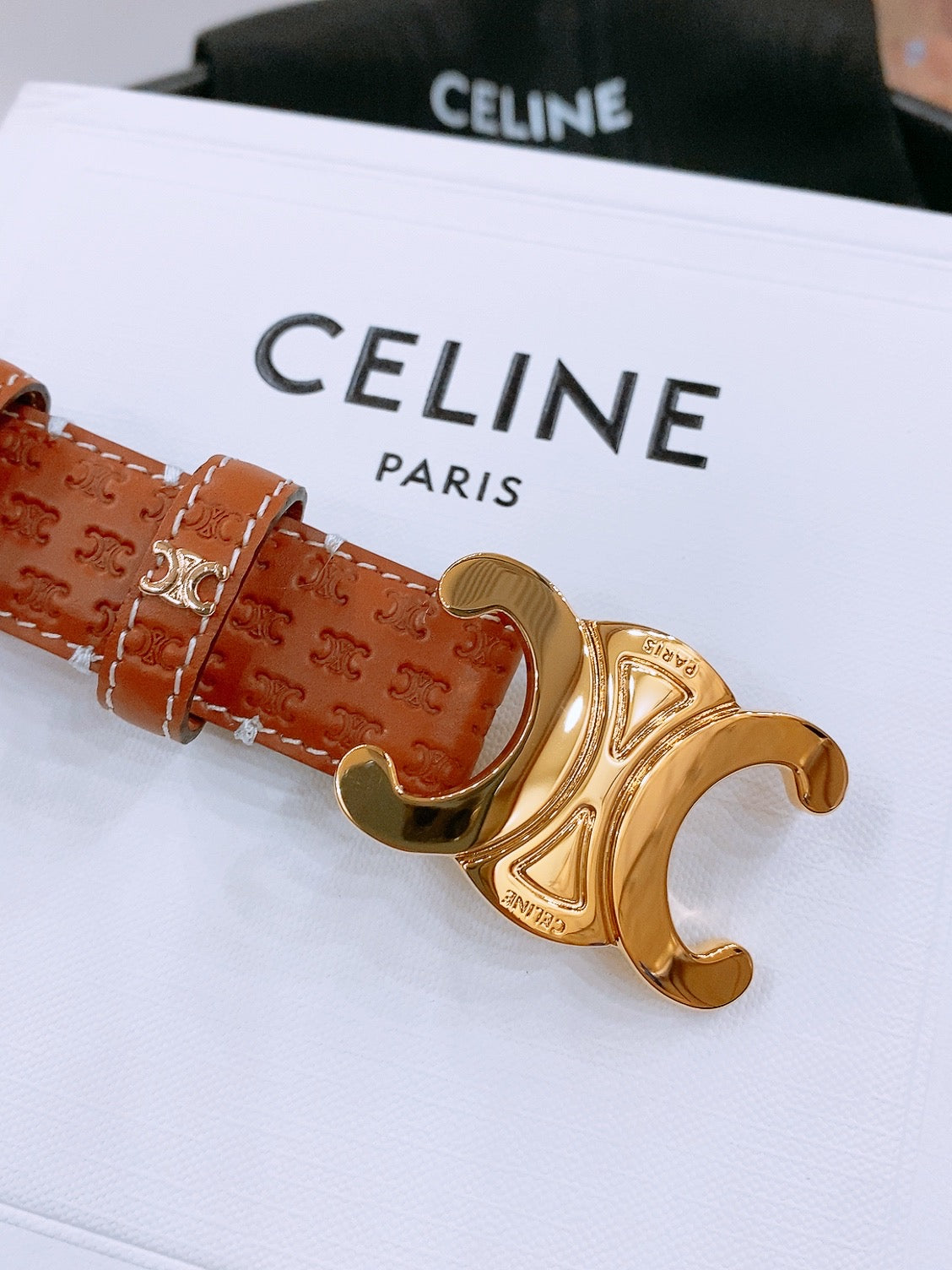 CELINE 25S TRIOMPHE BELT 25MM IN DARK CARAMEL CALFSKIN DEBOSSED LOGO 570964 - 26 - 28