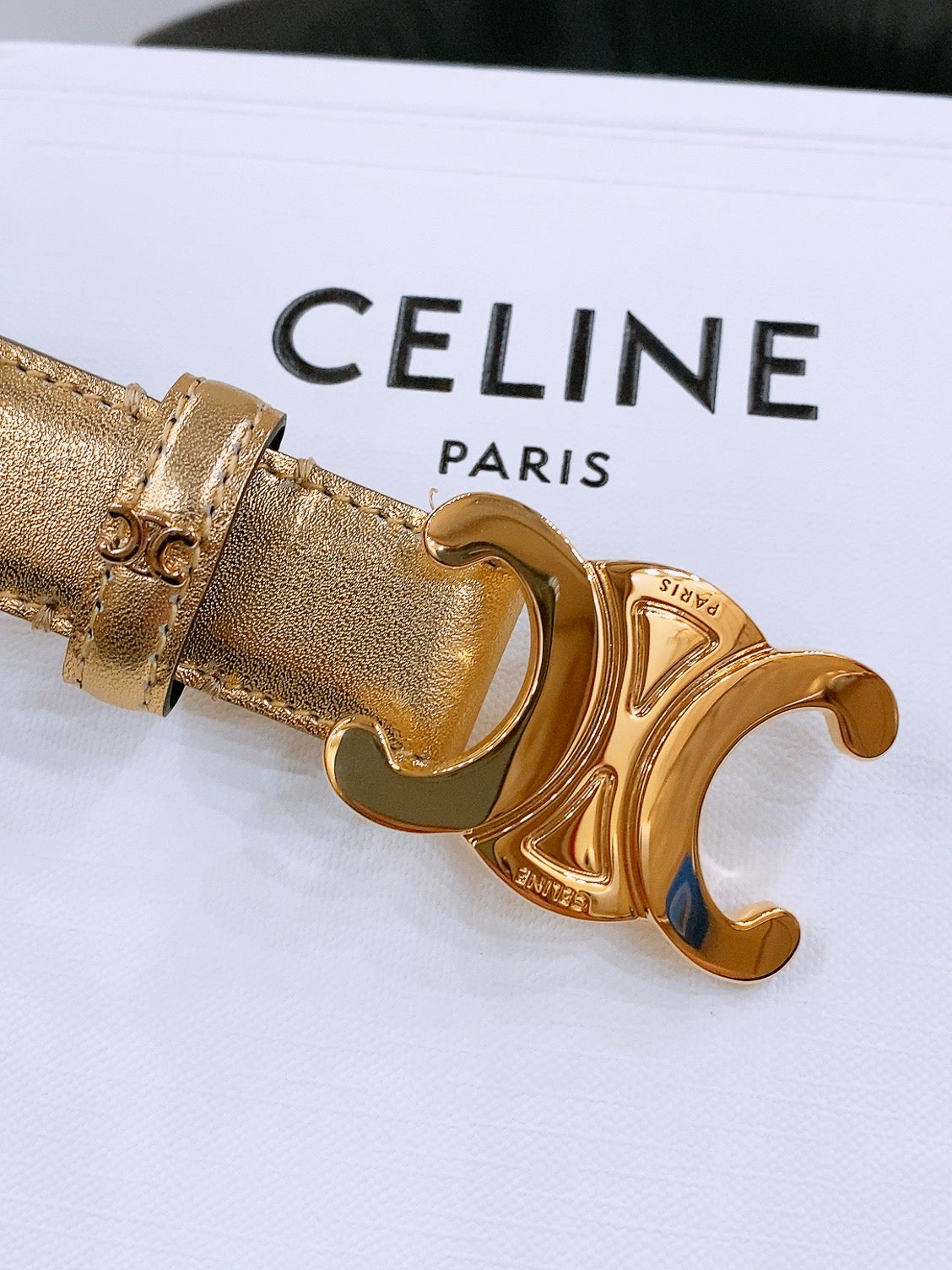 CELINE 25S TRIOMPHE BELT 25MM IN GOLD CALFSKIN GOLD HARDWARE 570966 - 26 - 28