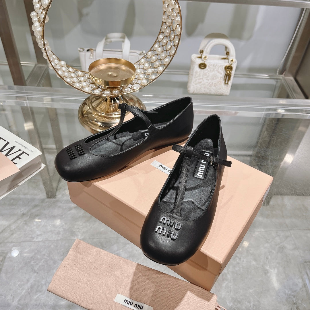 MARY JANE SANDAL BLACK WITH T - STRAP SHEEPSKIN - 35
