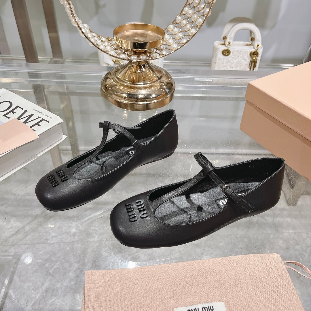 MARY JANE SANDAL BLACK WITH T - STRAP SHEEPSKIN - 35