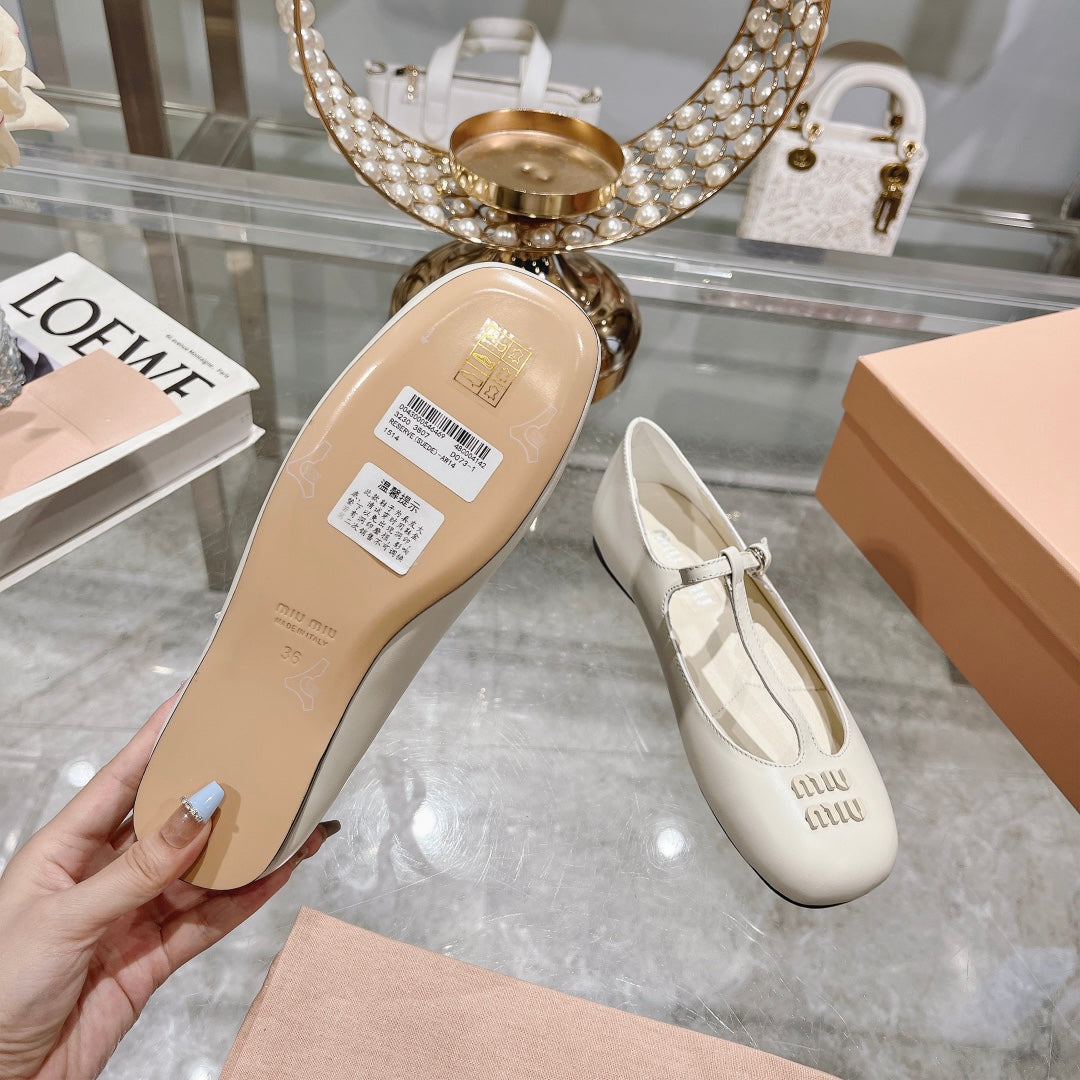 MARY JANE SANDAL WHITE  WITH T - STRAP SHEEPSKIN - 35