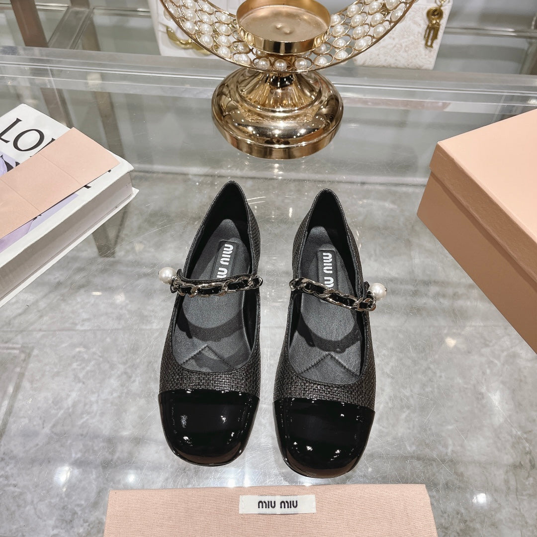 MARY JANE SANDAL CAP TOE BLACK SHEEPSKIN - 35