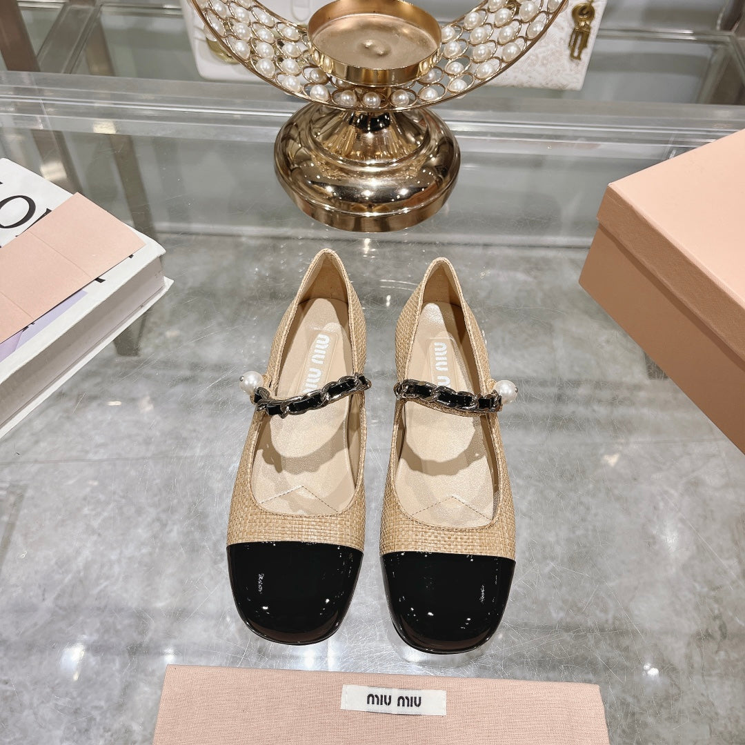 MARY JANE SANDAL CAP TOE DARK CREAM SHEEPSKIN - 35