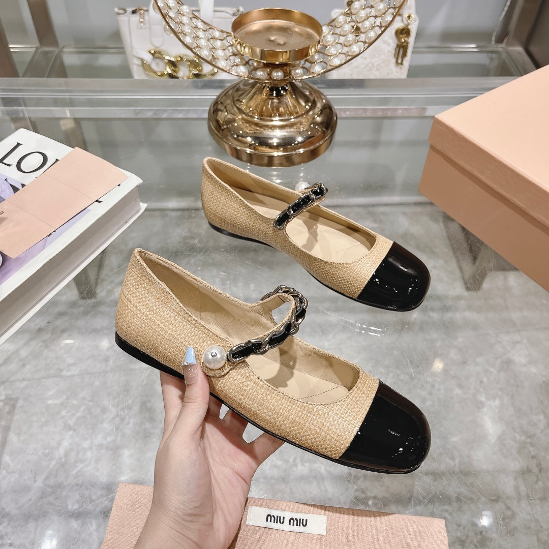 MARY JANE SANDAL CAP TOE DARK CREAM SHEEPSKIN - 35