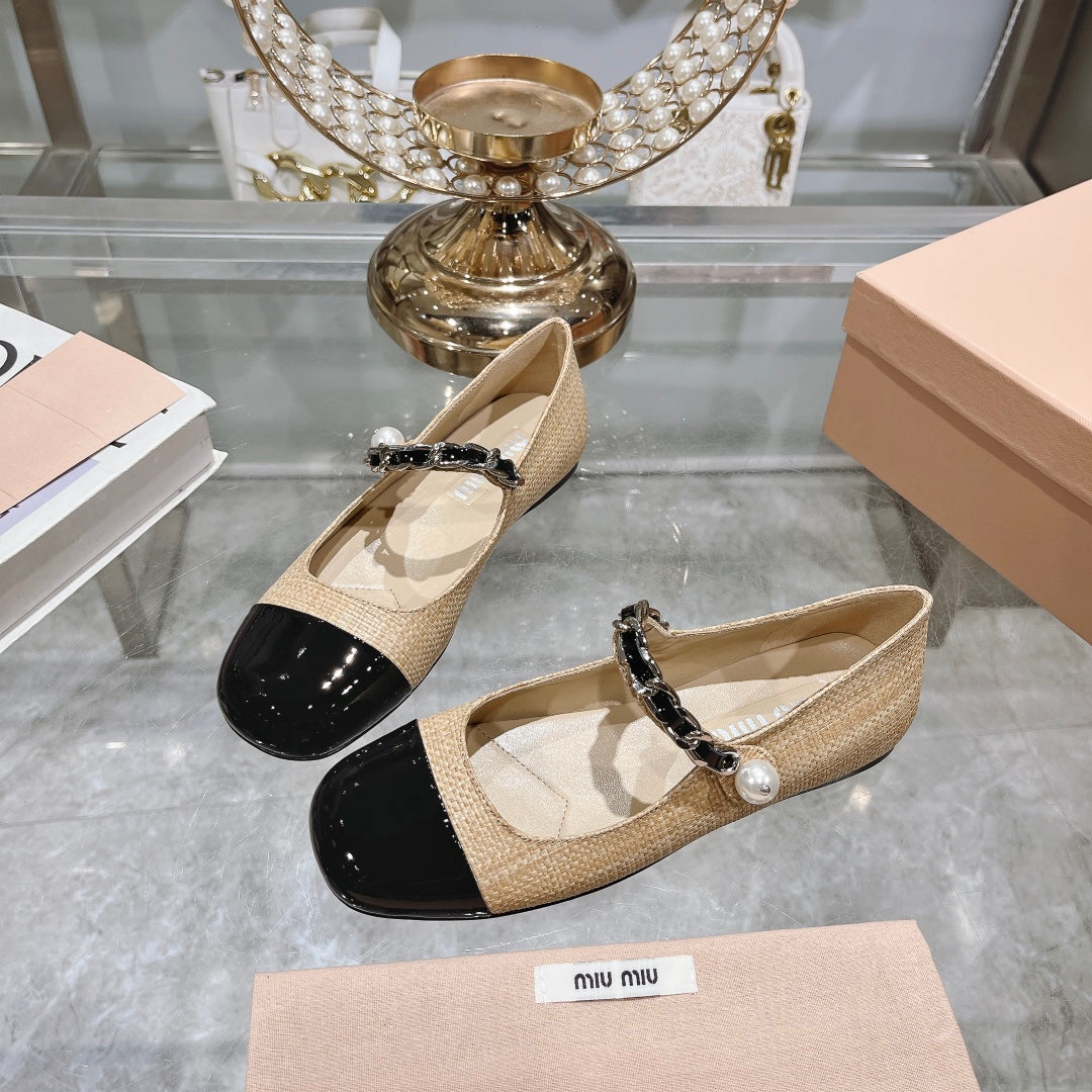 MARY JANE SANDAL CAP TOE DARK CREAM SHEEPSKIN - 35