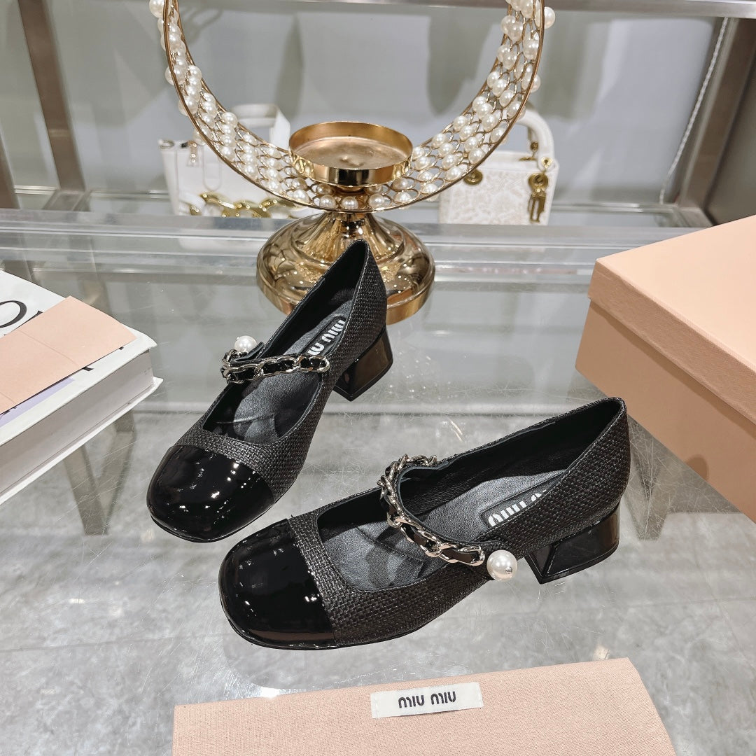 MARY JANE SANDAL CAP TOE BLACK SHEEPSKIN - MID HEEL - 35