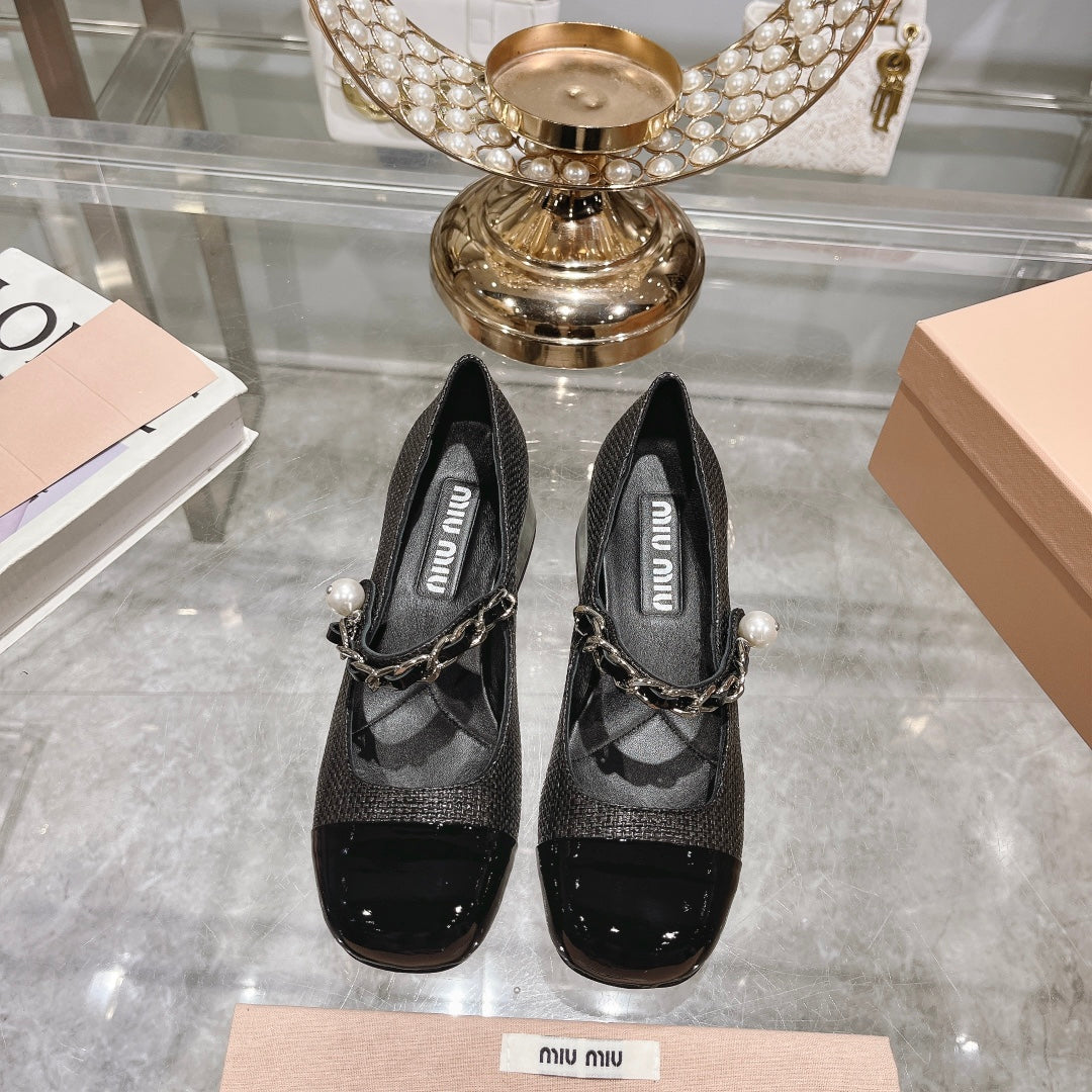 MARY JANE SANDAL CAP TOE BLACK SHEEPSKIN - MID HEEL - 35