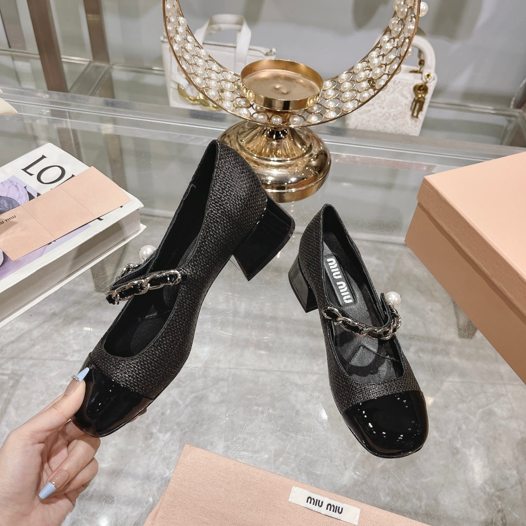 MARY JANE SANDAL CAP TOE BLACK SHEEPSKIN - MID HEEL - 35