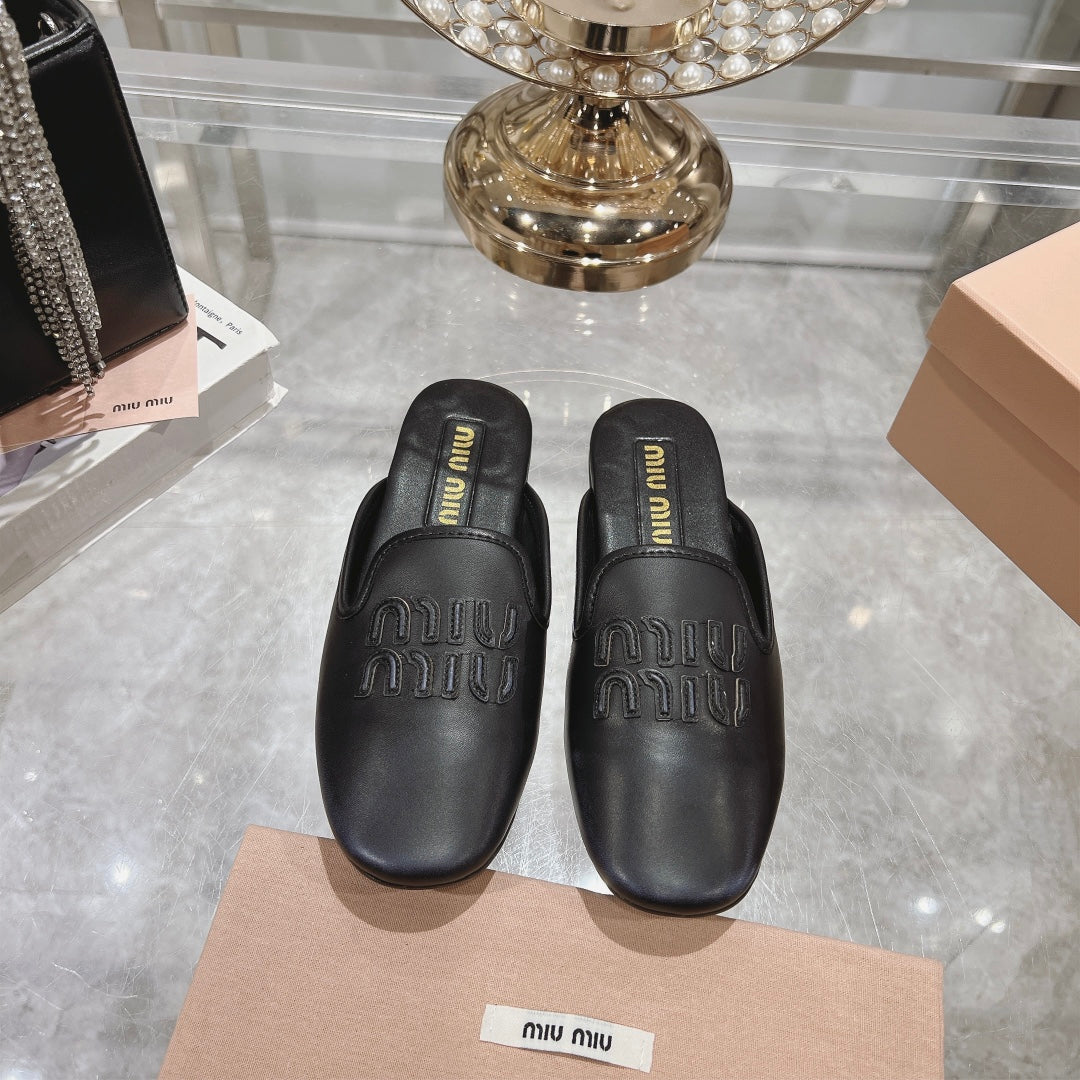 MULES SLIPPERS BLACK COWHIDE - 35