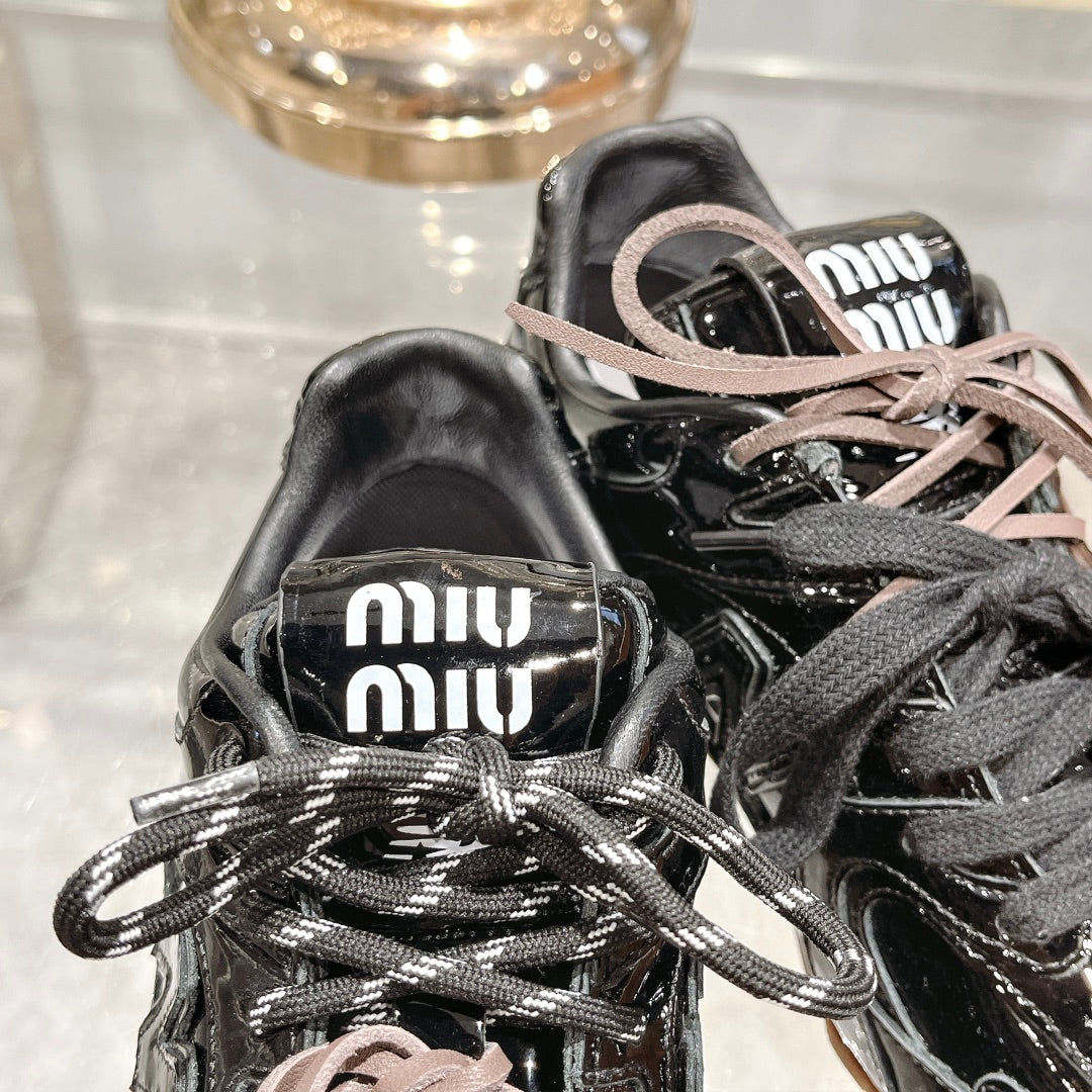 Glossy Black Sneakers NB Cowhide - 34