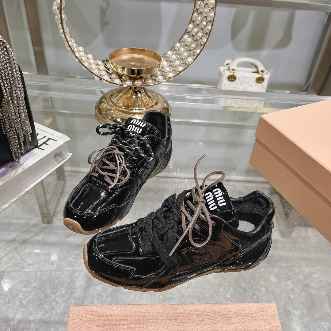 Glossy Black Sneakers NB Cowhide - 34