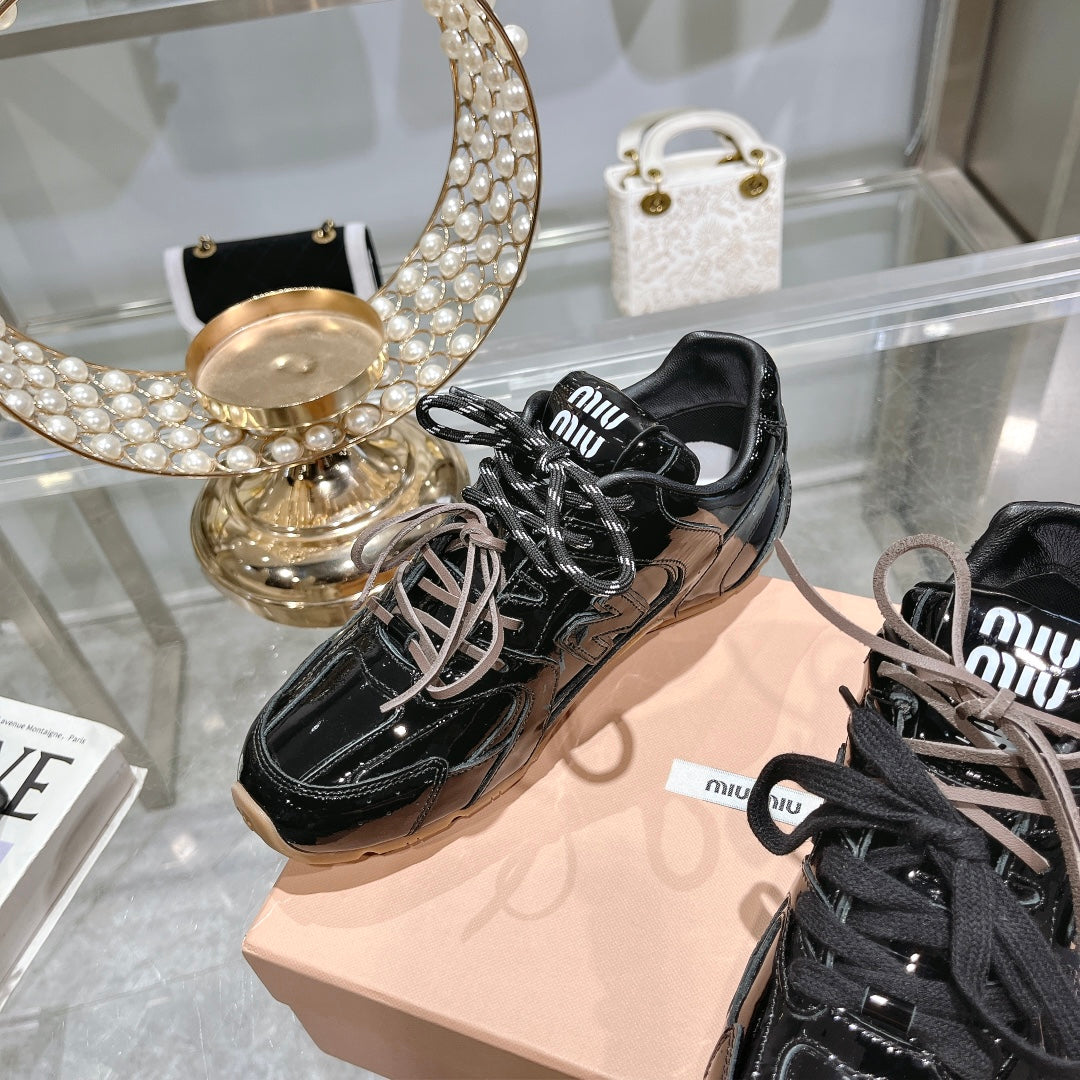 Glossy Black Sneakers NB Cowhide - 34