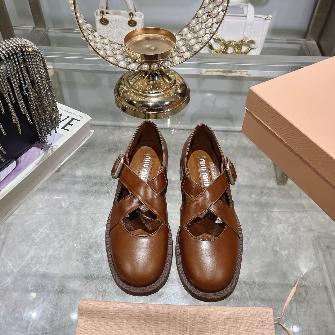 Sandal Chestnut Cowhide With Cross-strap - 35