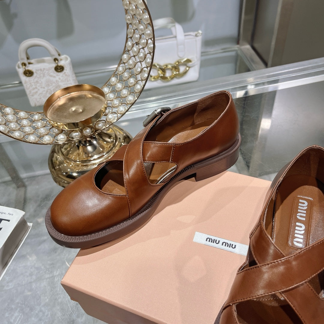 Sandal Chestnut Cowhide With Cross-strap - 35