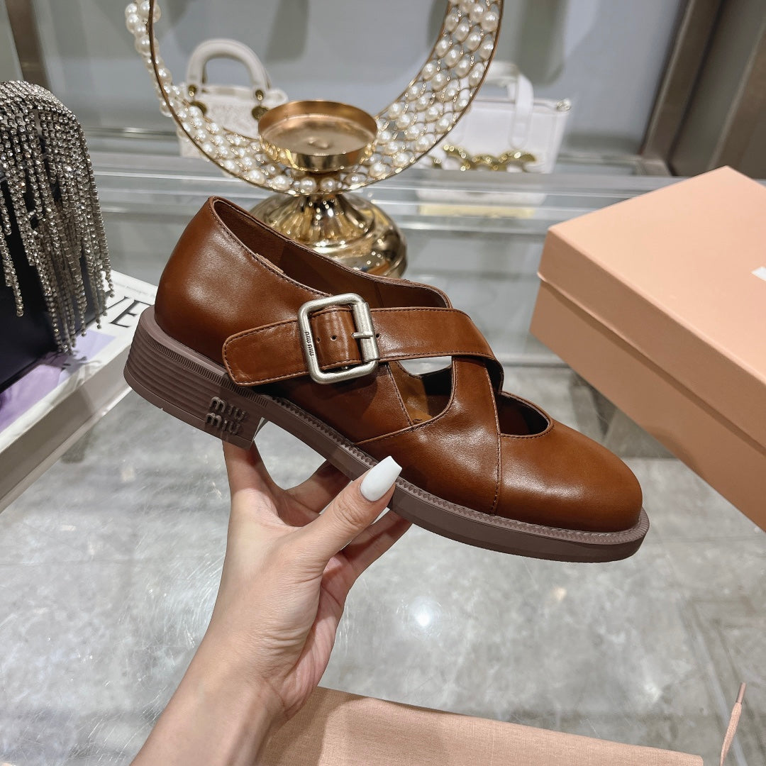 Sandal Chestnut Cowhide With Cross-strap - 35