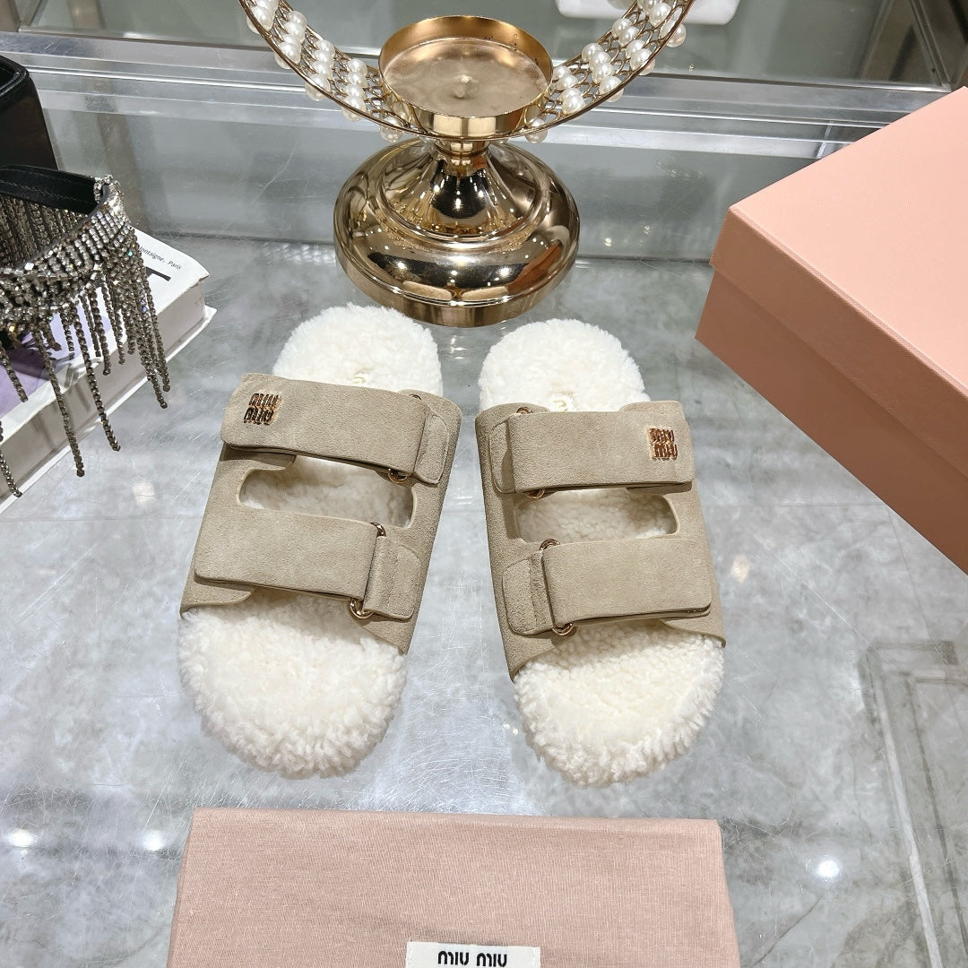 SANDAL SLIDES IN BEIGE SUEDE AND SHEARLING LINING - 35