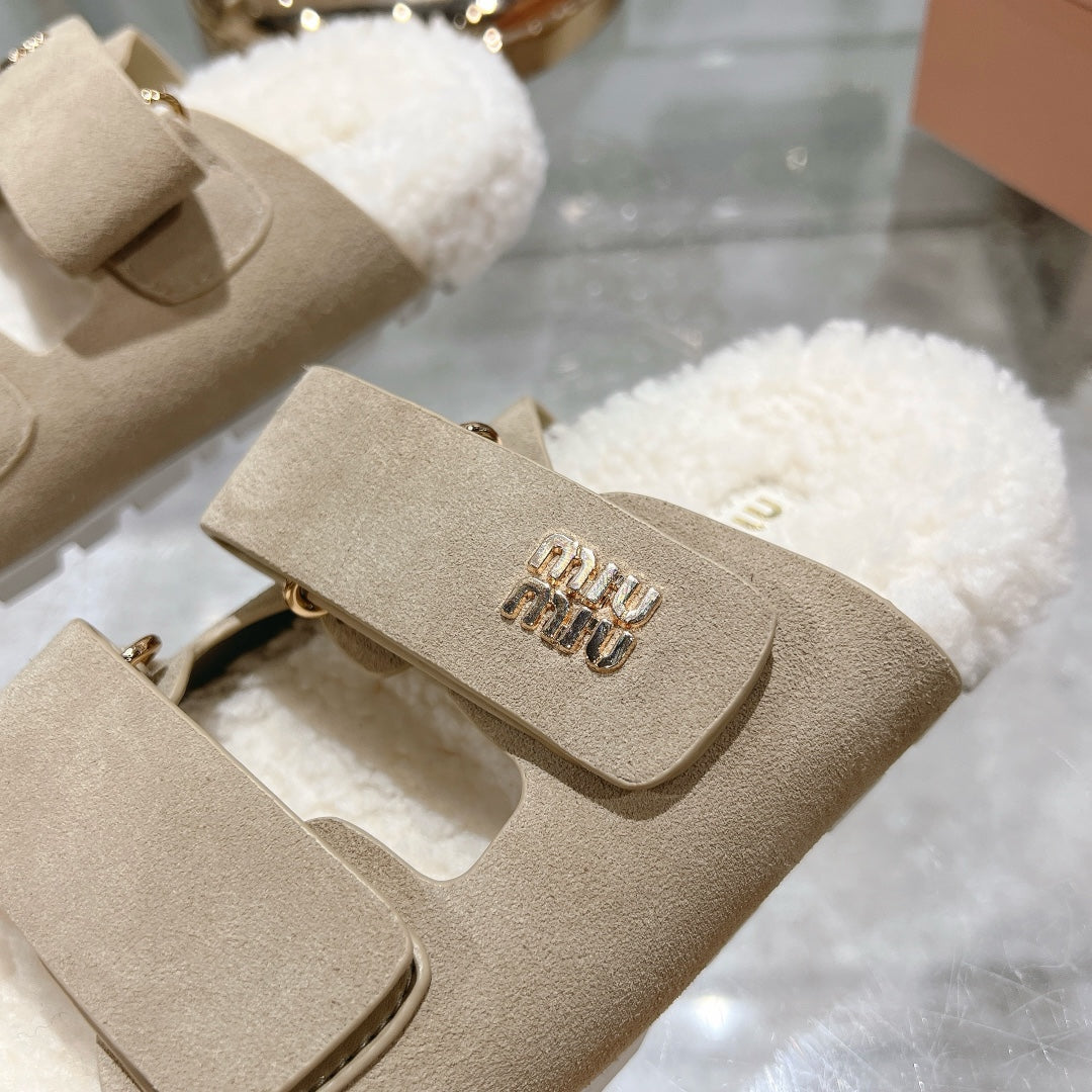 SANDAL SLIDES IN BEIGE SUEDE AND SHEARLING LINING - 35